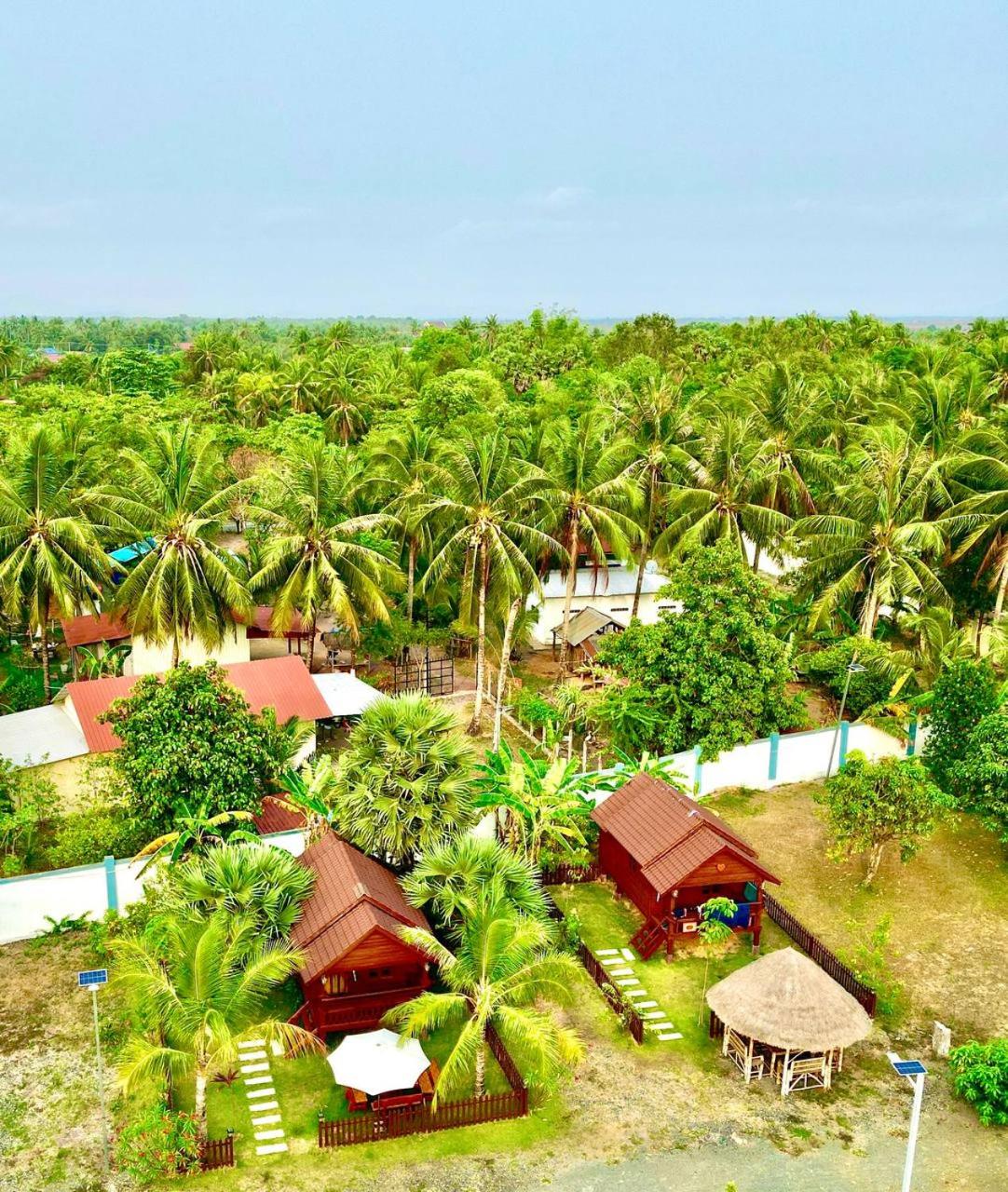 Damnak Borey Resort