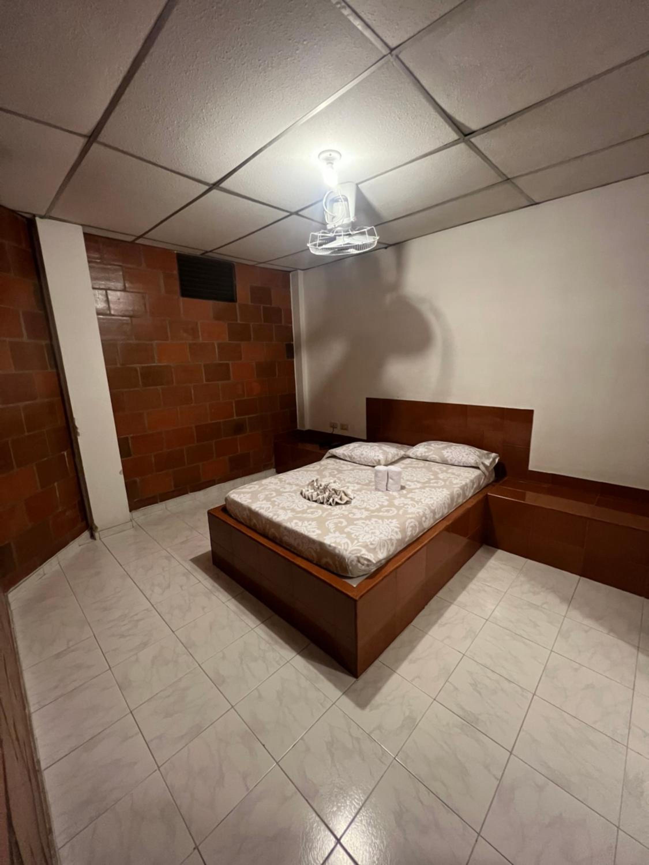 Hostal Portal del Sol
