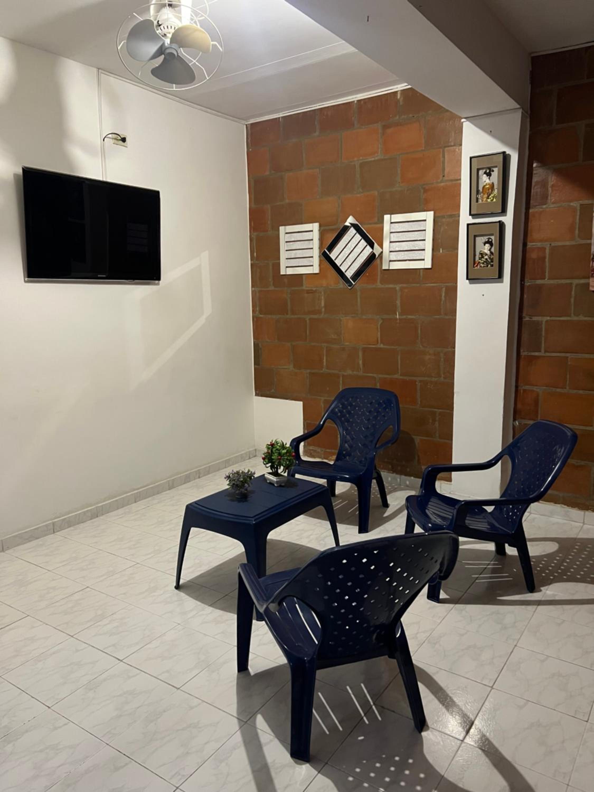 Hostal Portal del Sol