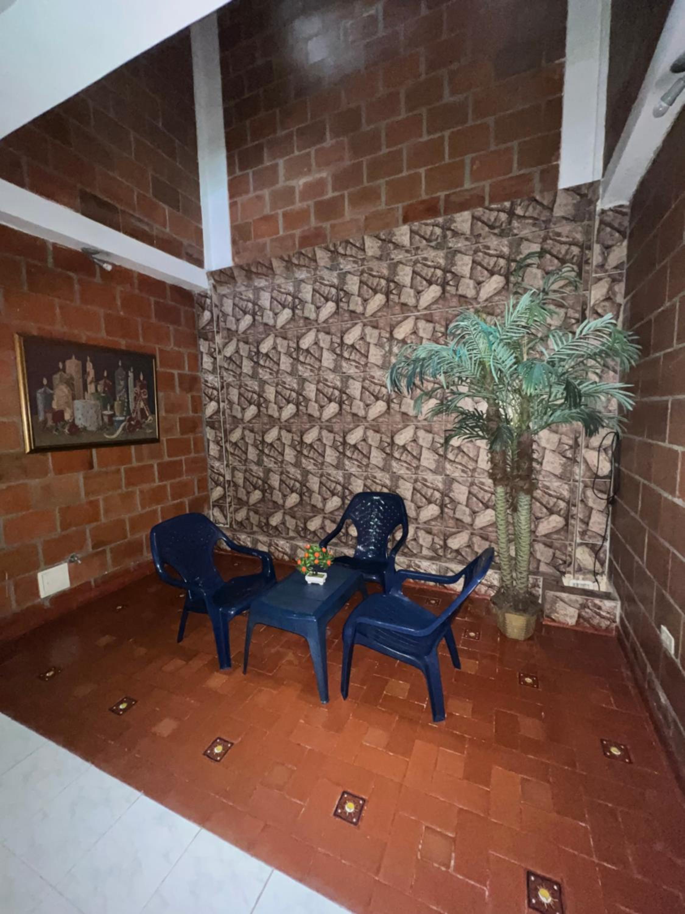 Hostal Portal del Sol
