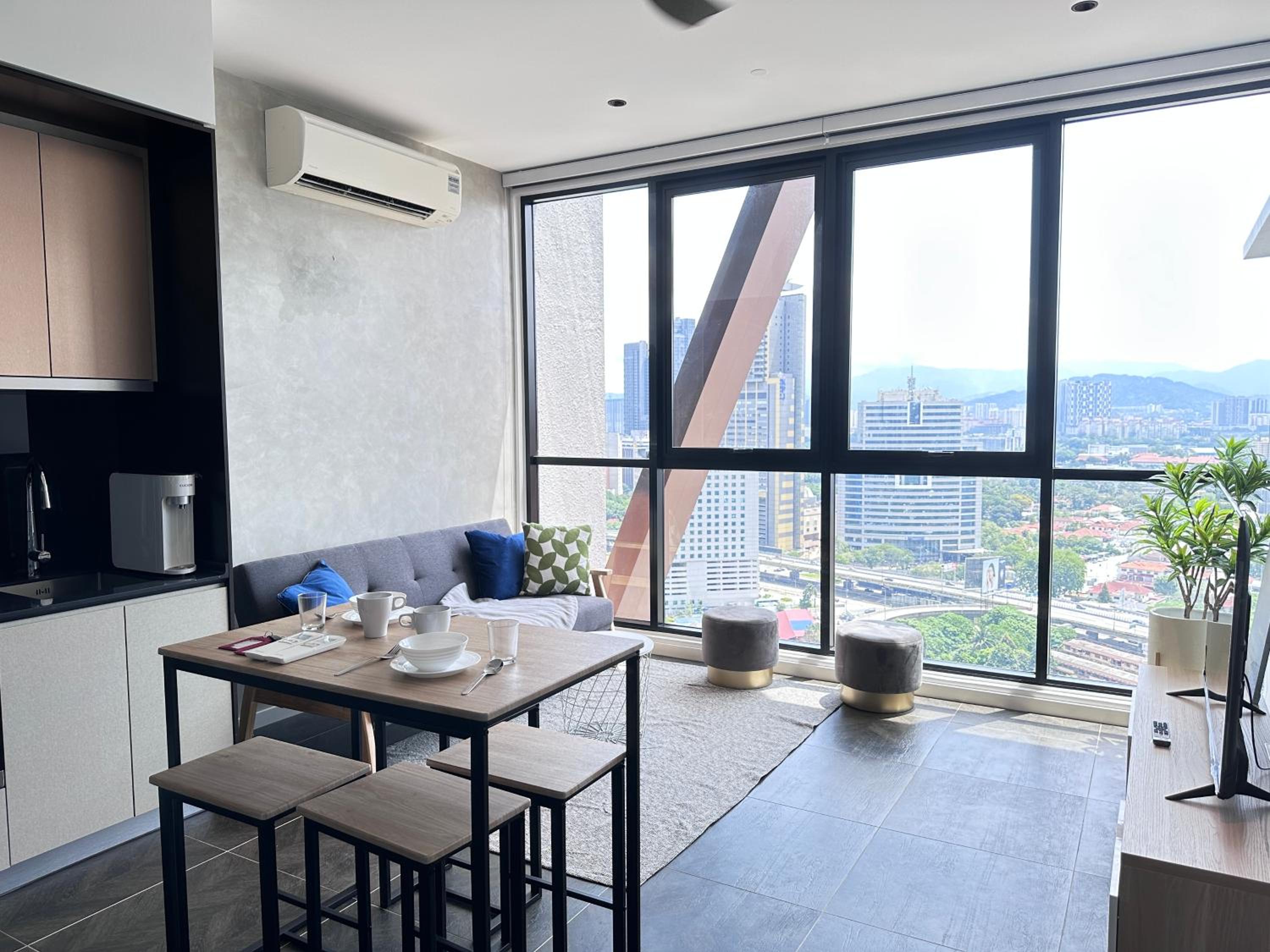Scarletz Suites KLCC Twin Tower by Purple Orchid