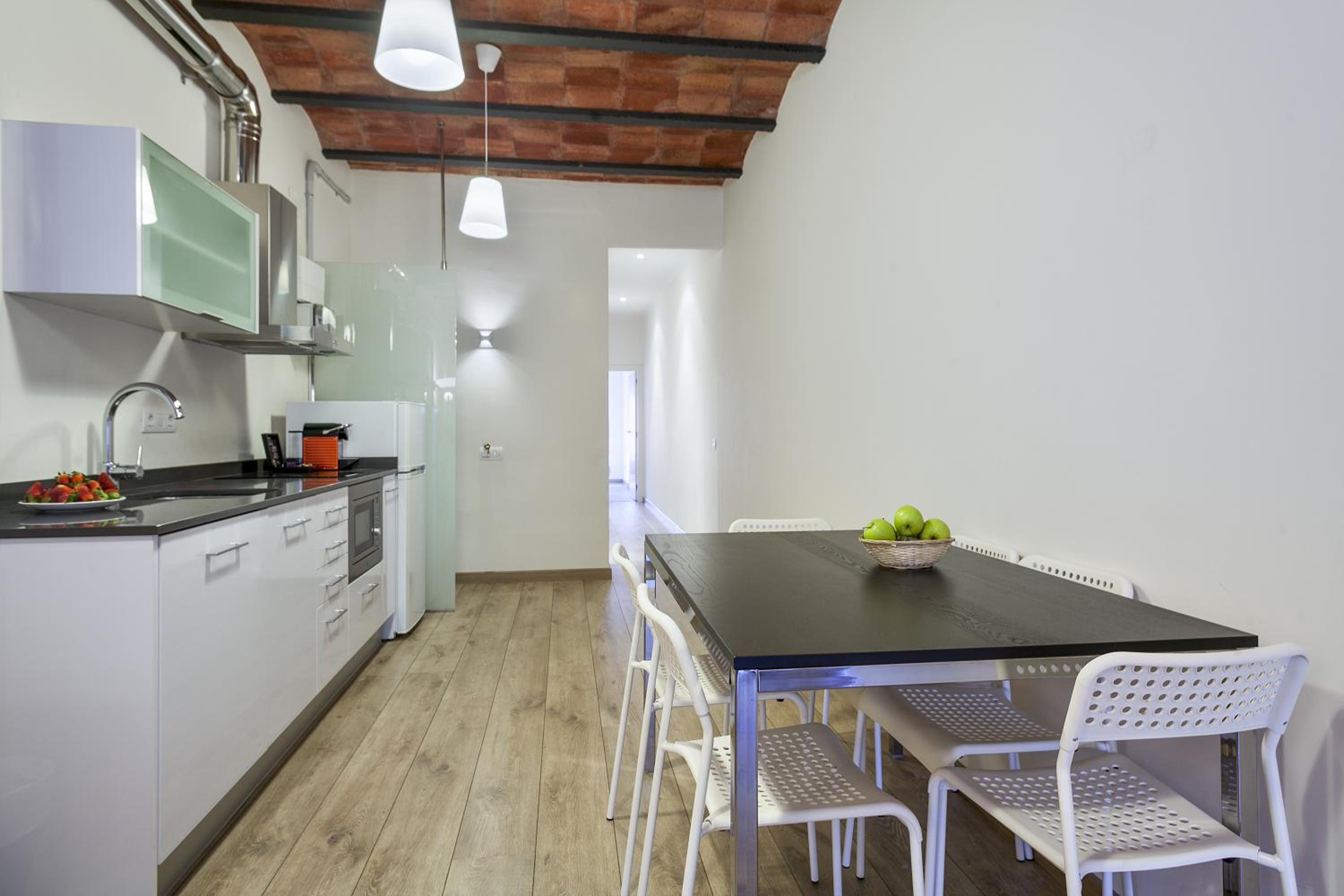 Fira Apartments by gaiarooms