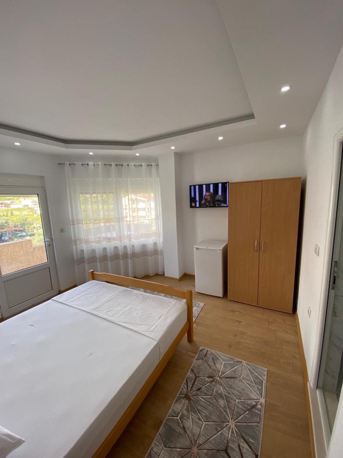 Ceka Apartments