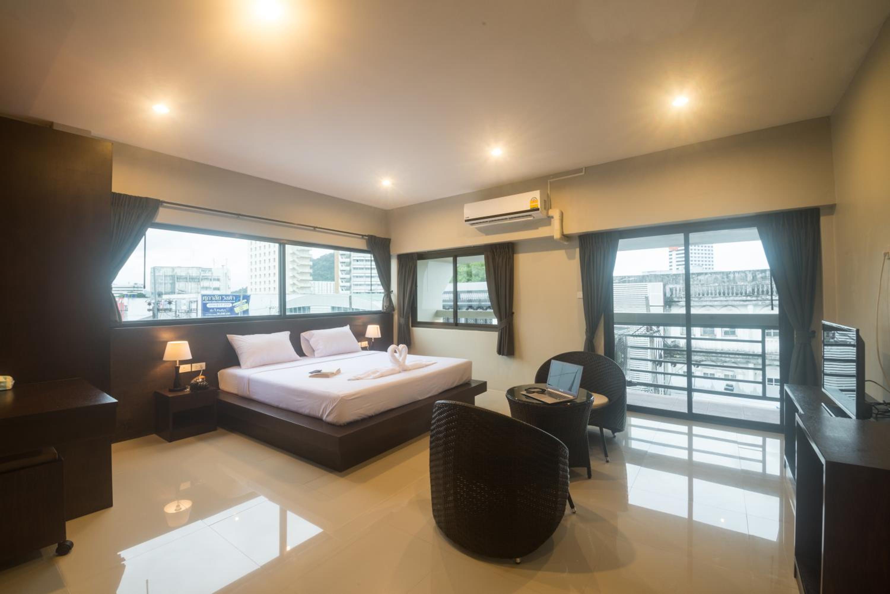 Green Leaf Hostel