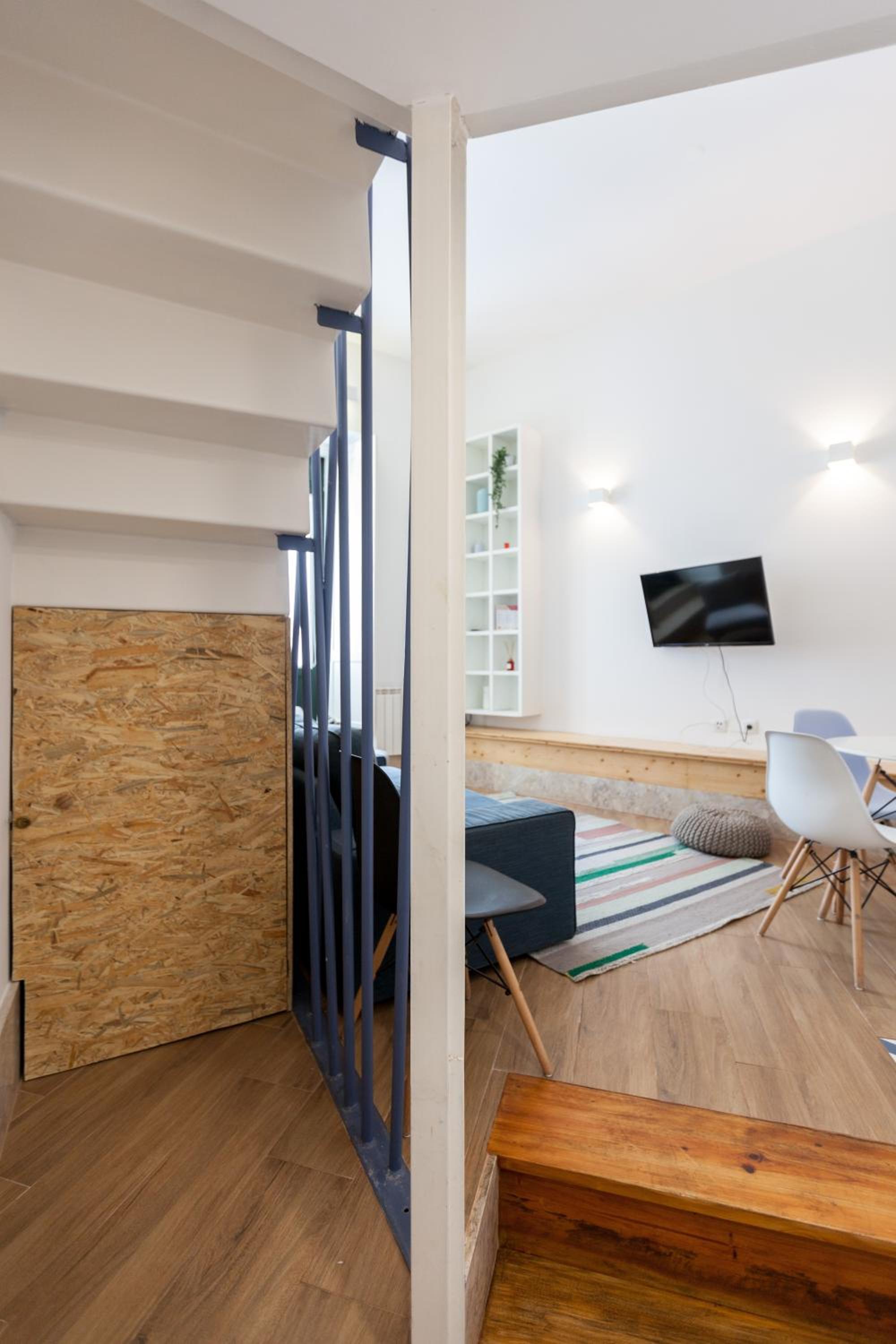 Arroios Urban Escape with Mezzanine view 5