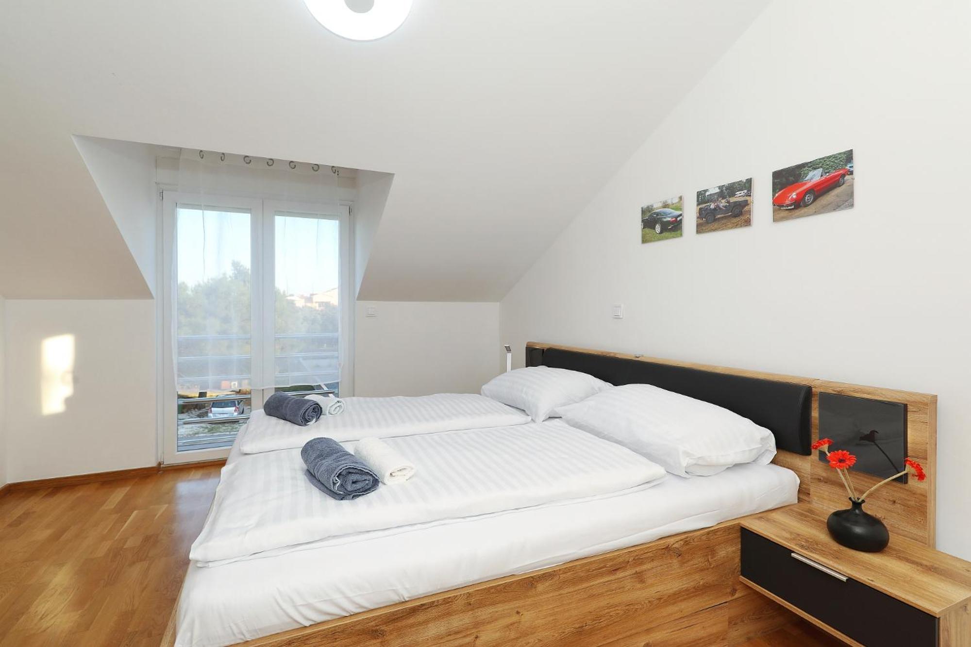Apartments Oliva