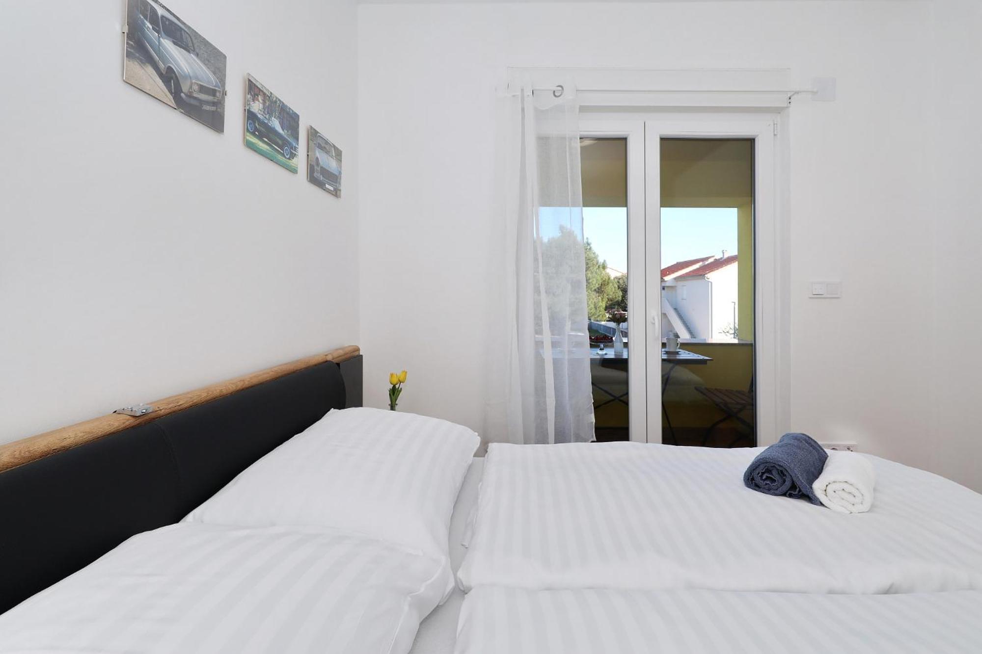 Apartments Oliva