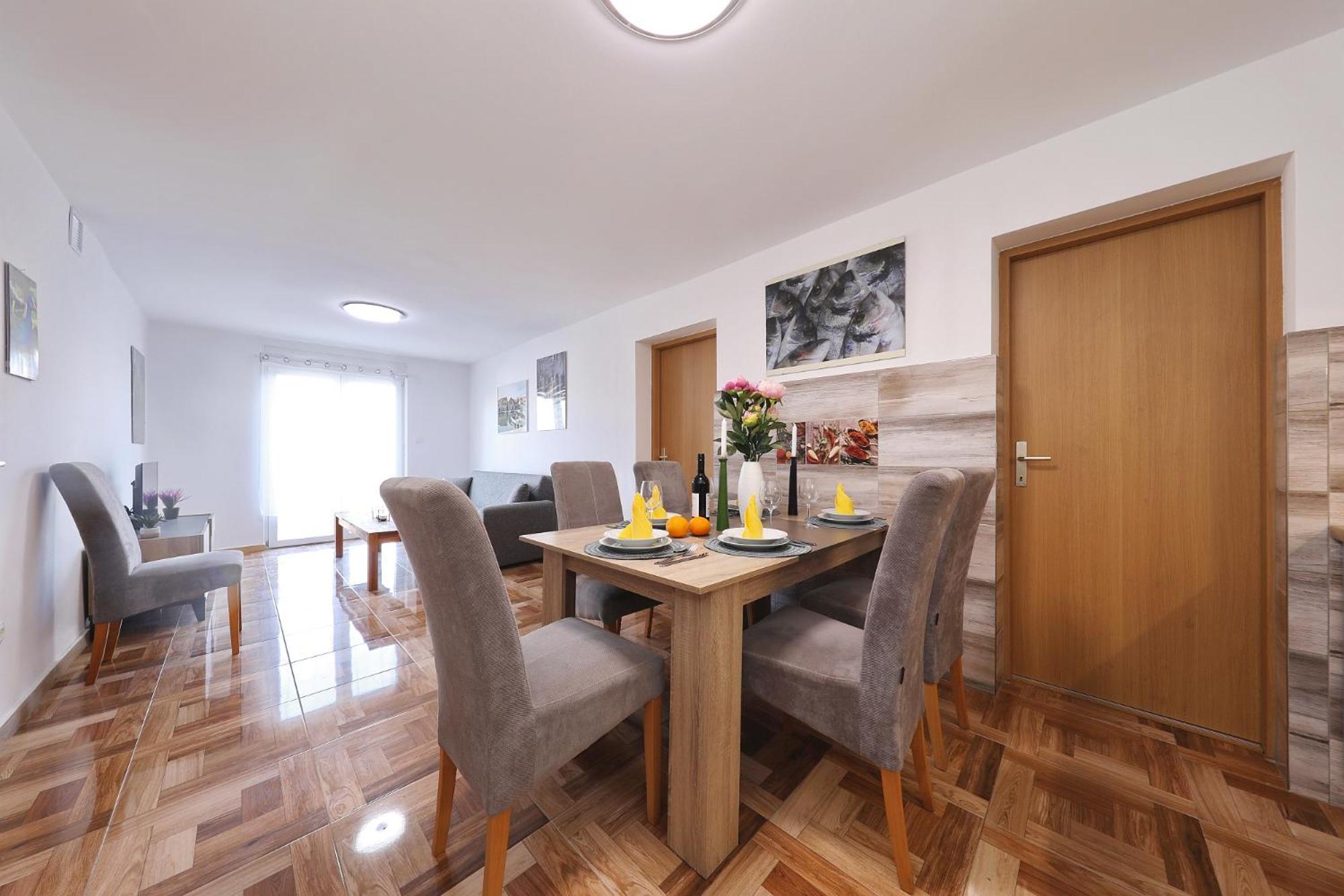 Apartments Oliva