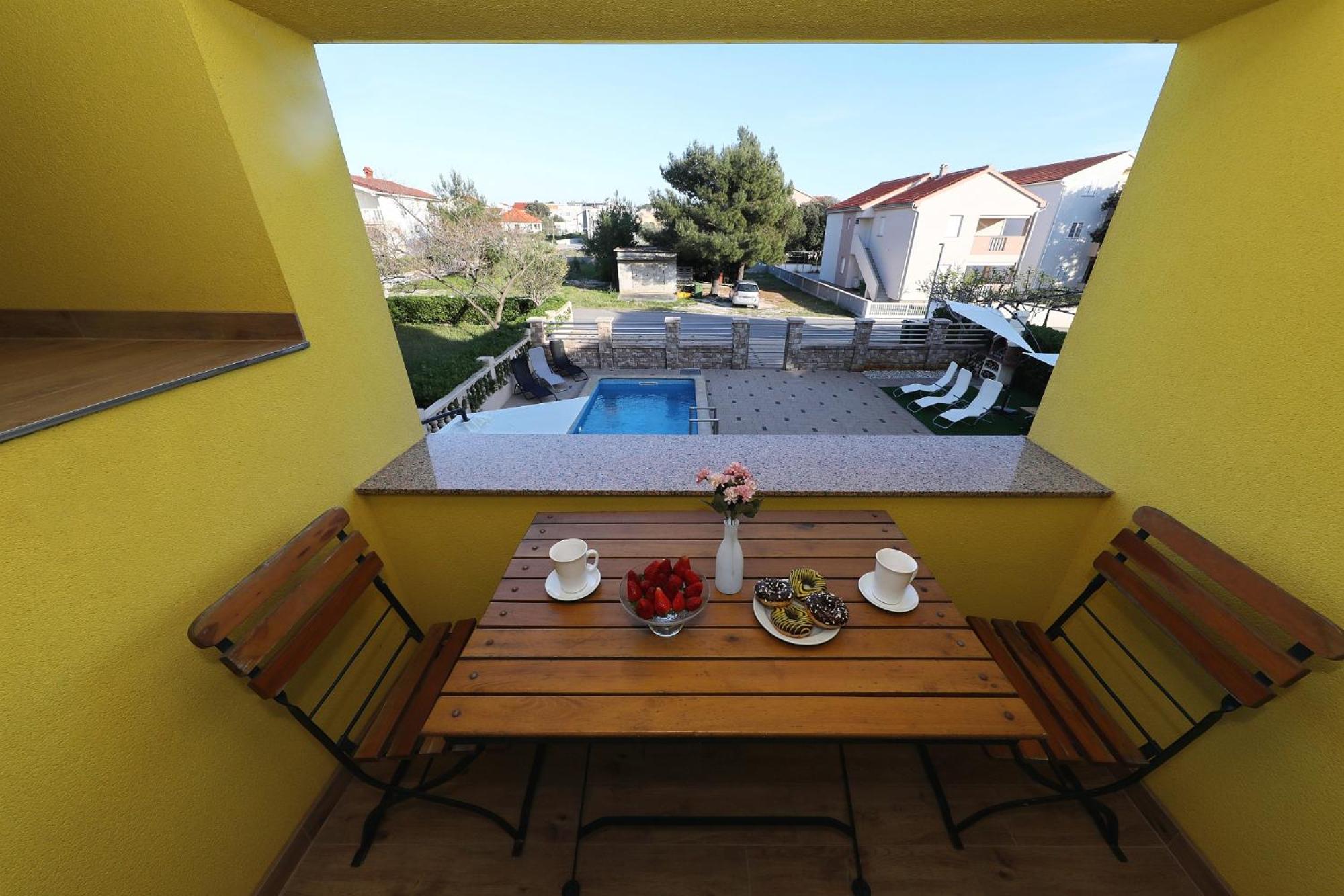 Apartments Oliva