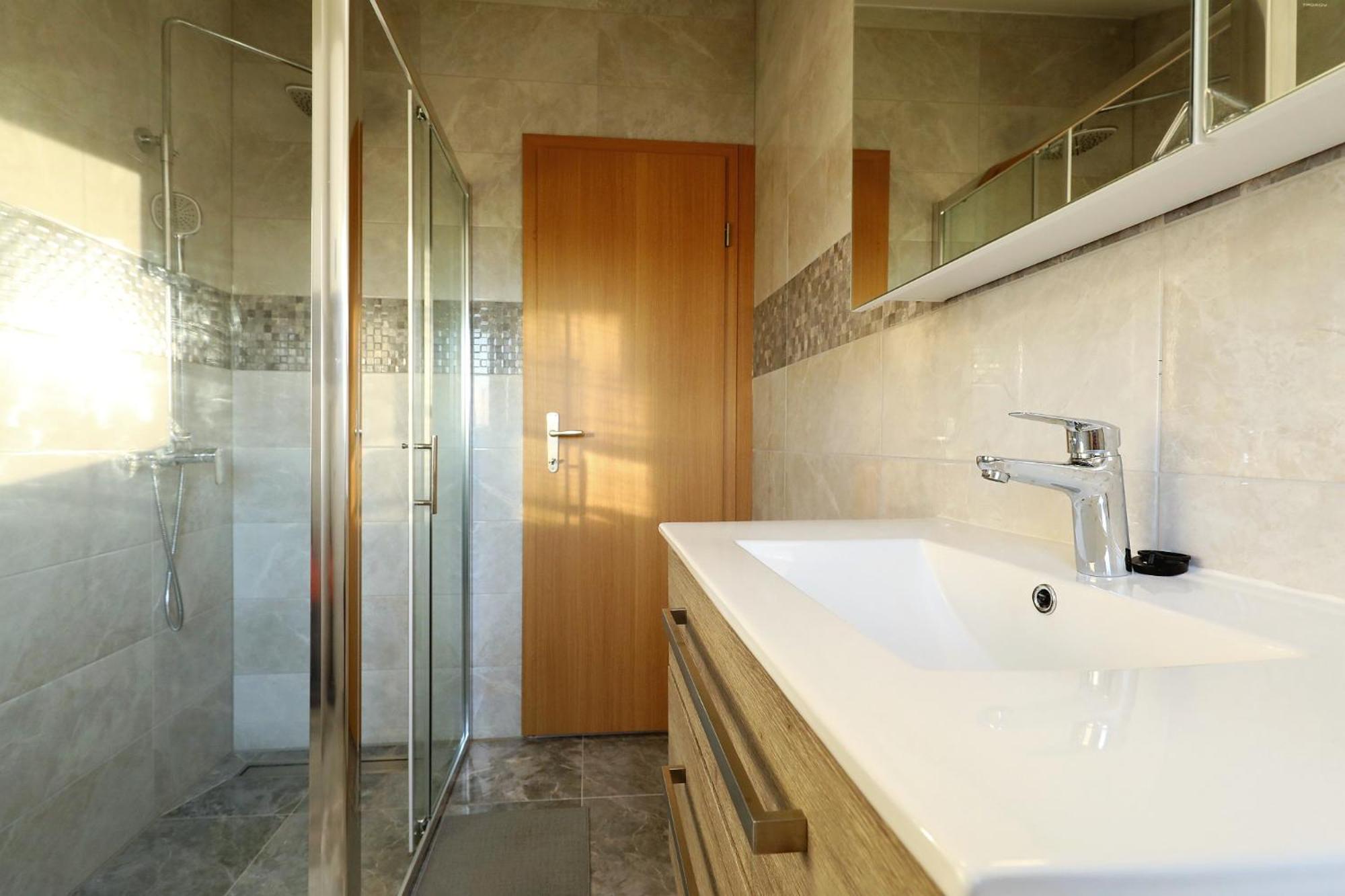 Apartments Oliva