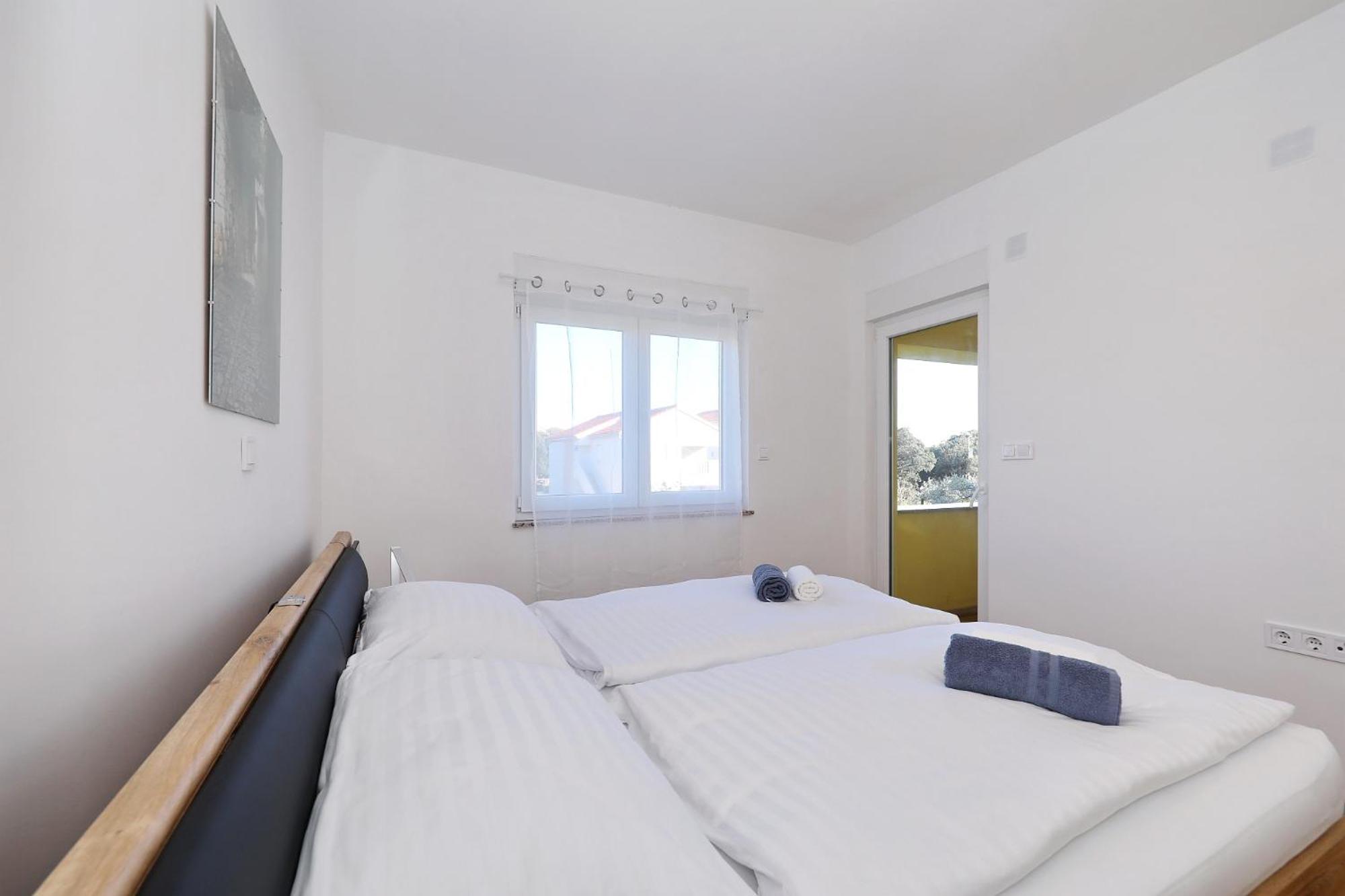Apartments Oliva