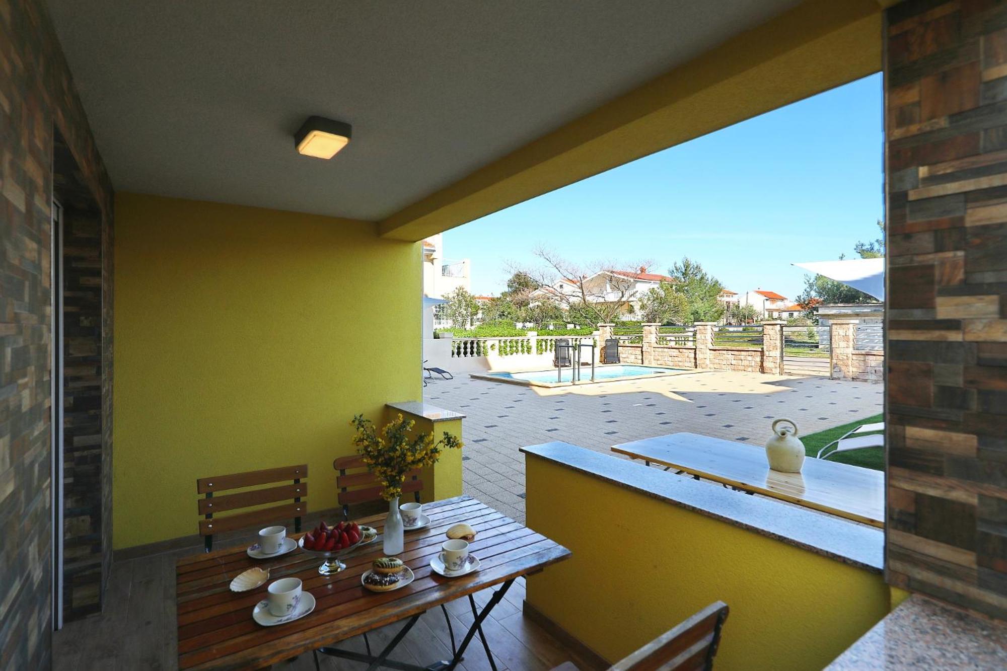 Apartments Oliva