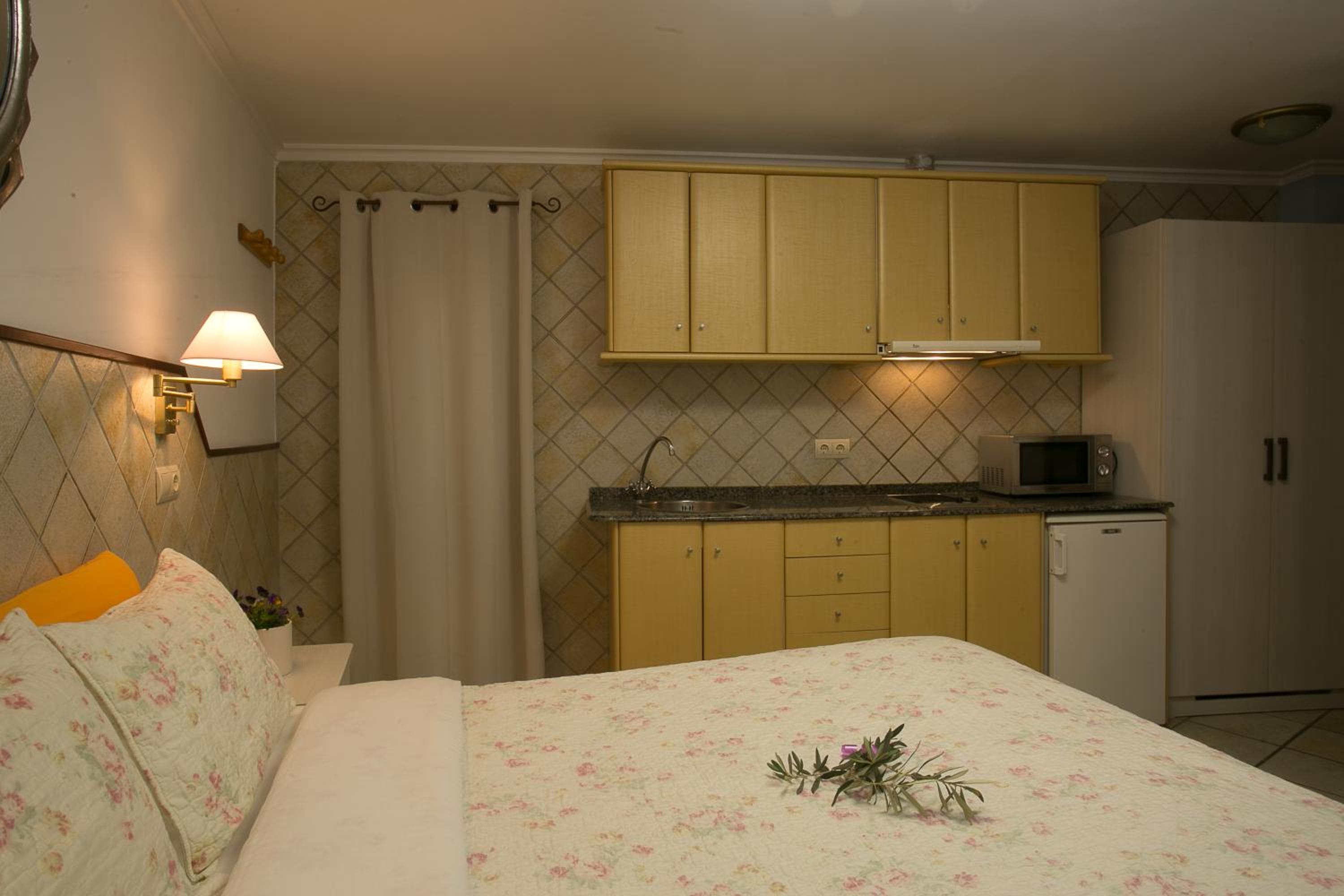 Photo 244