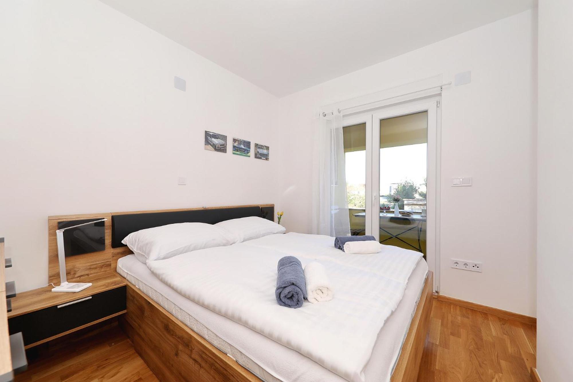 Apartments Oliva