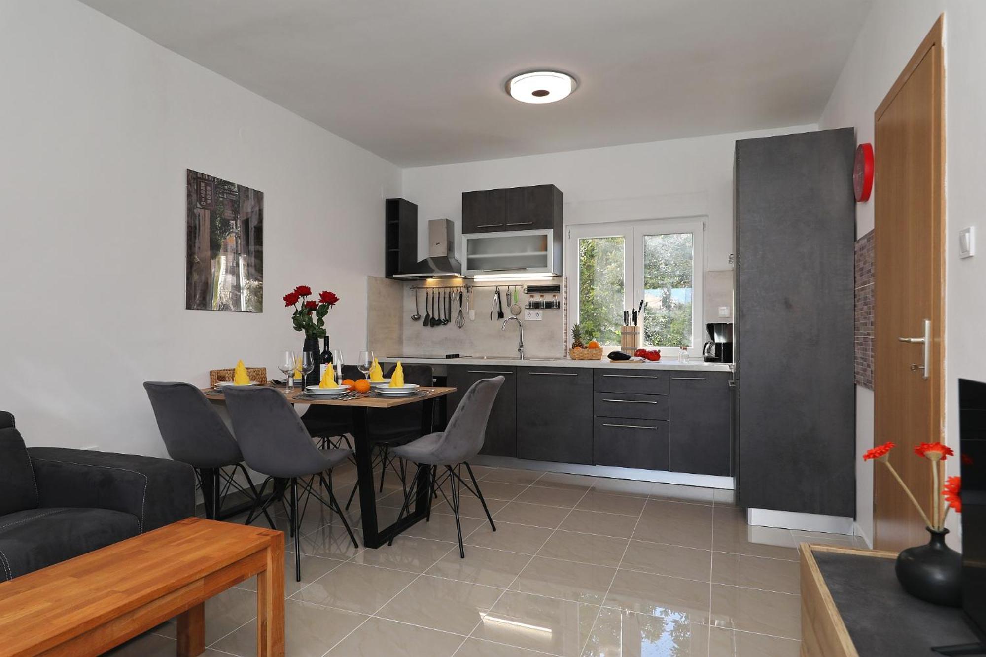 Apartments Oliva