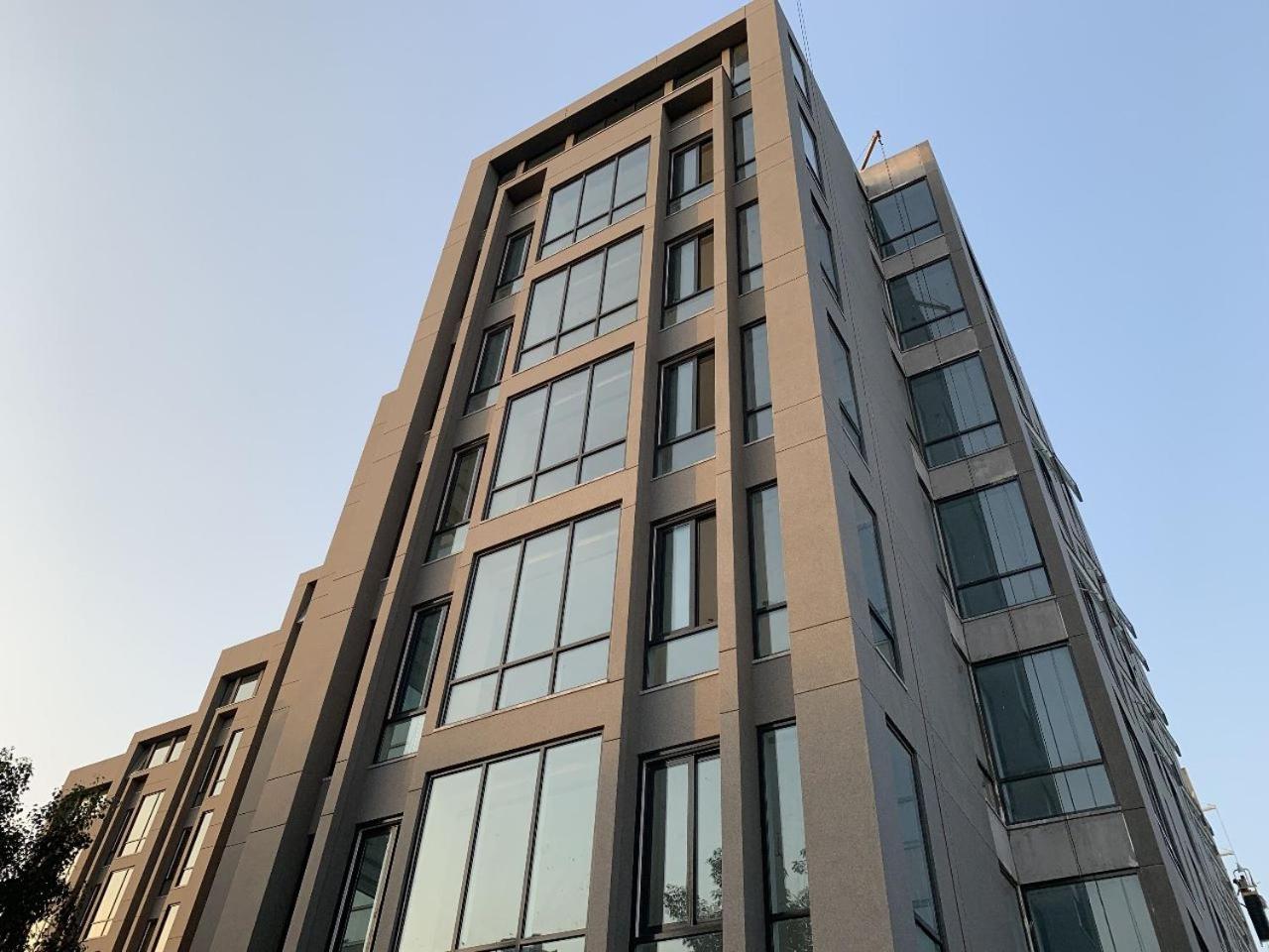 E-suites Gulberg Lahore view 2