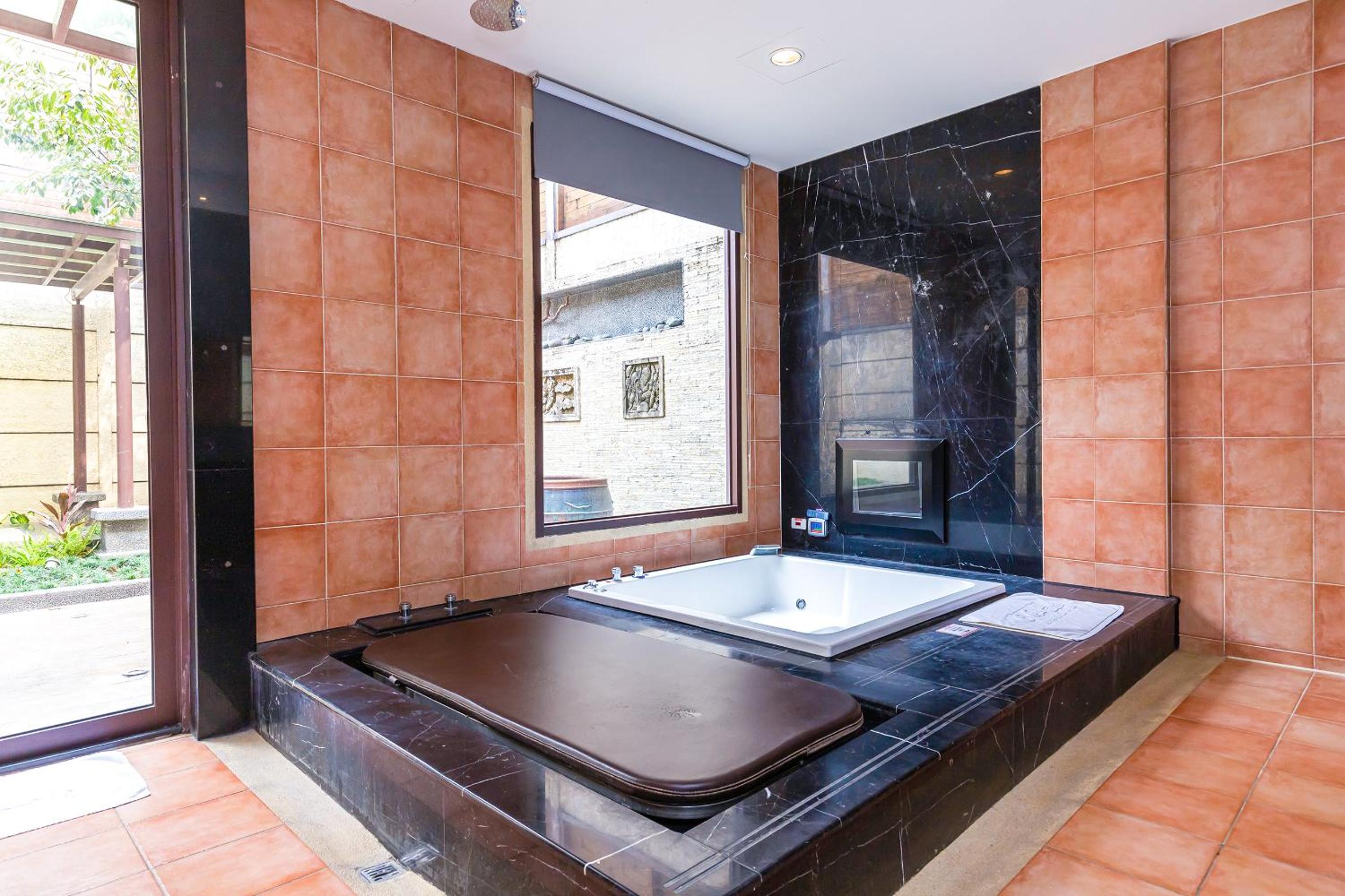 Vogue Boutique Motel