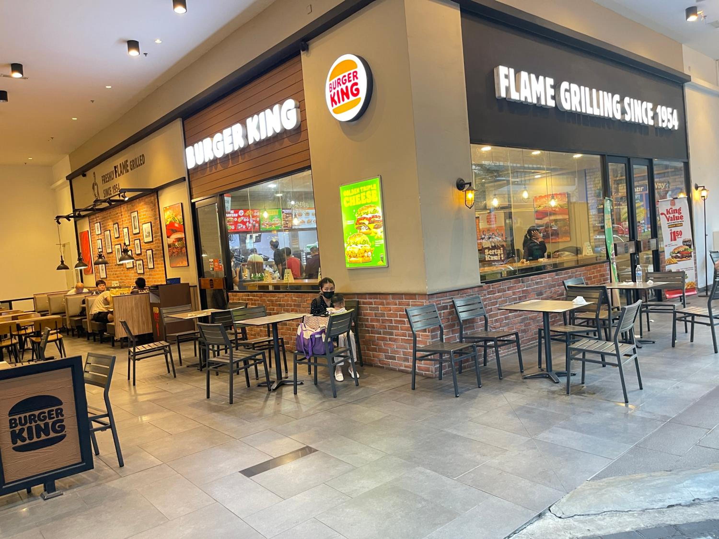 Central of Sunway Town; 8 PAX photo 2