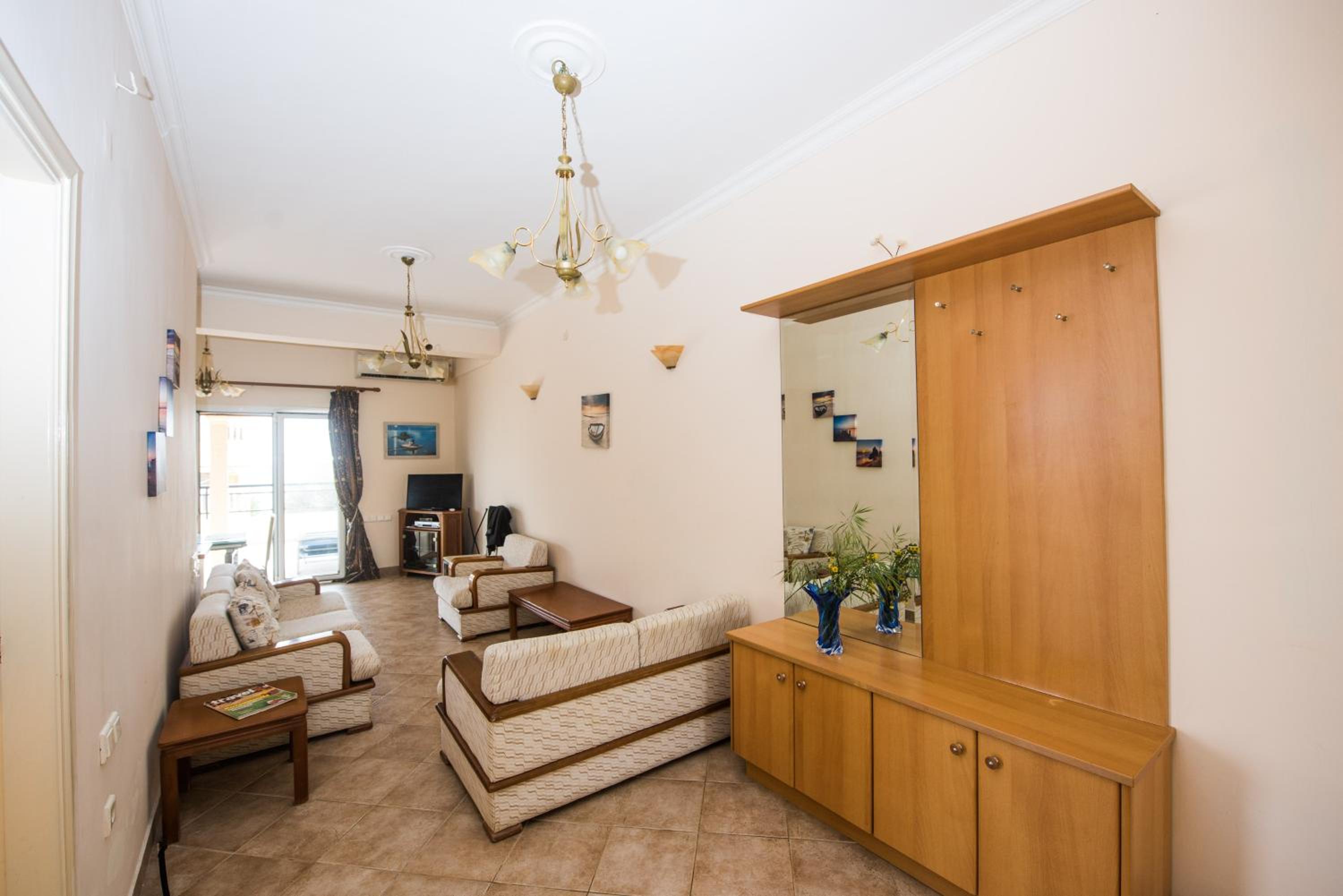 Pantelis Apartments