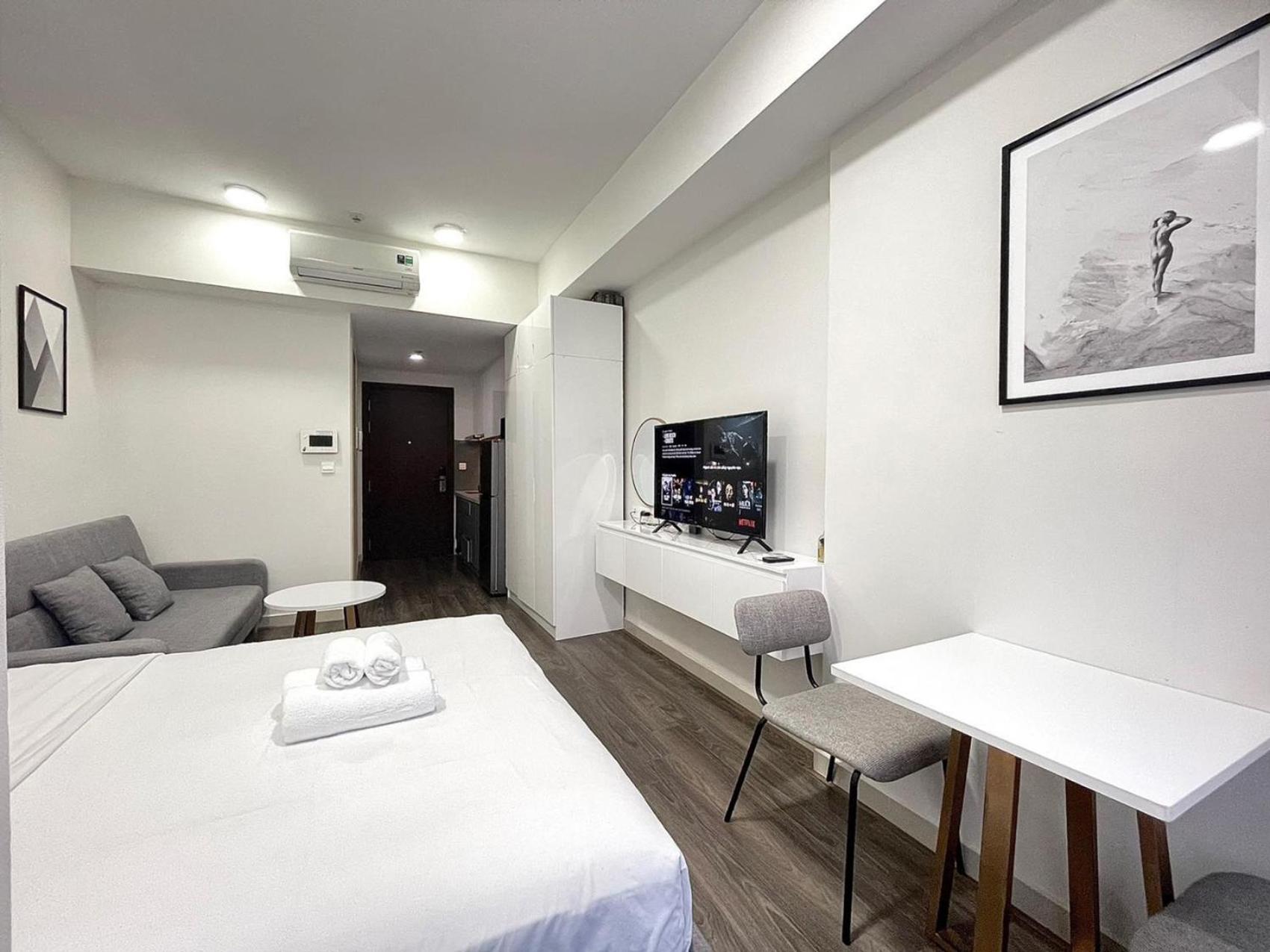 Jun Infinity Home Rivergate Residence