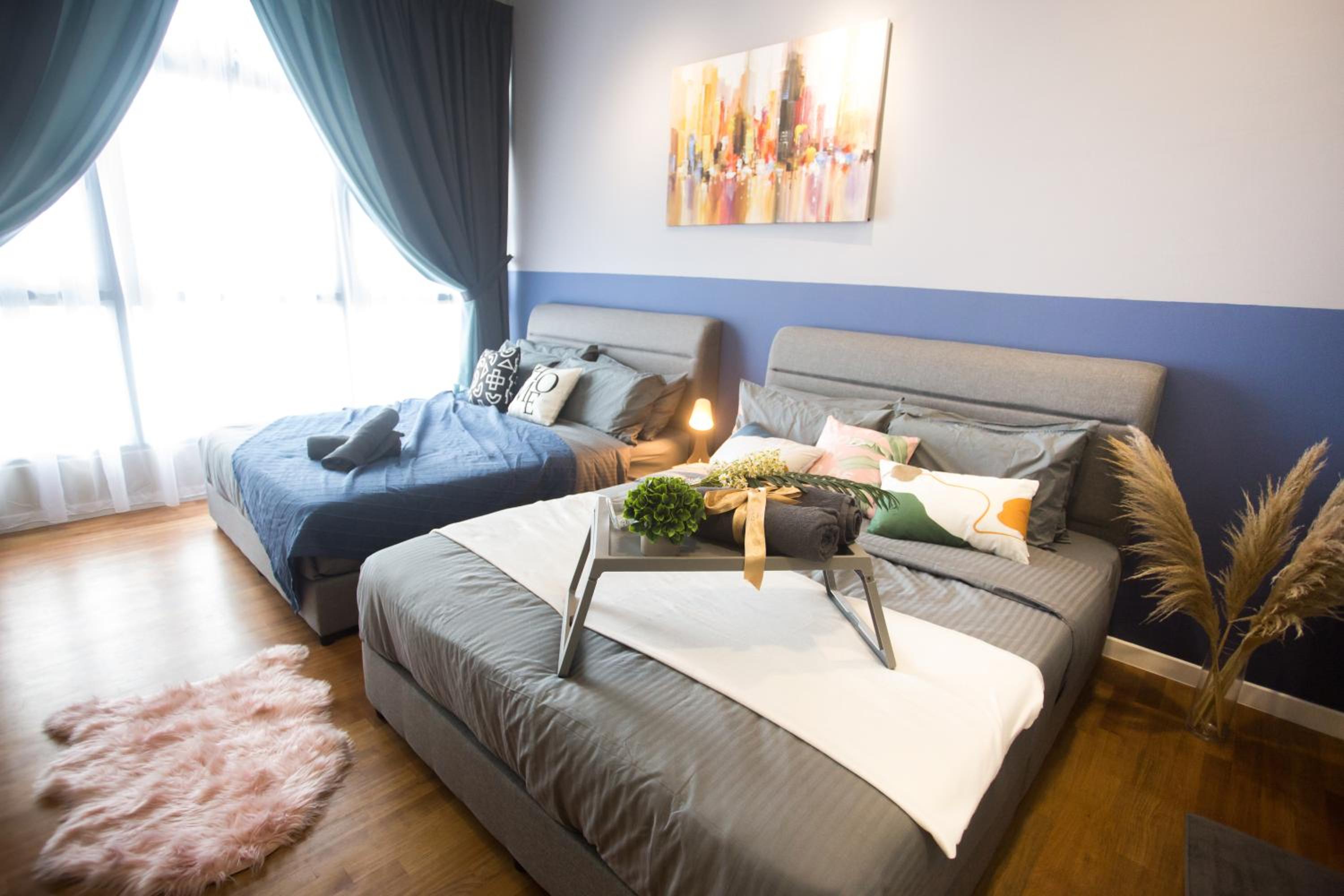 Paradigm Residence By The one - upstair of paradigm mall JB