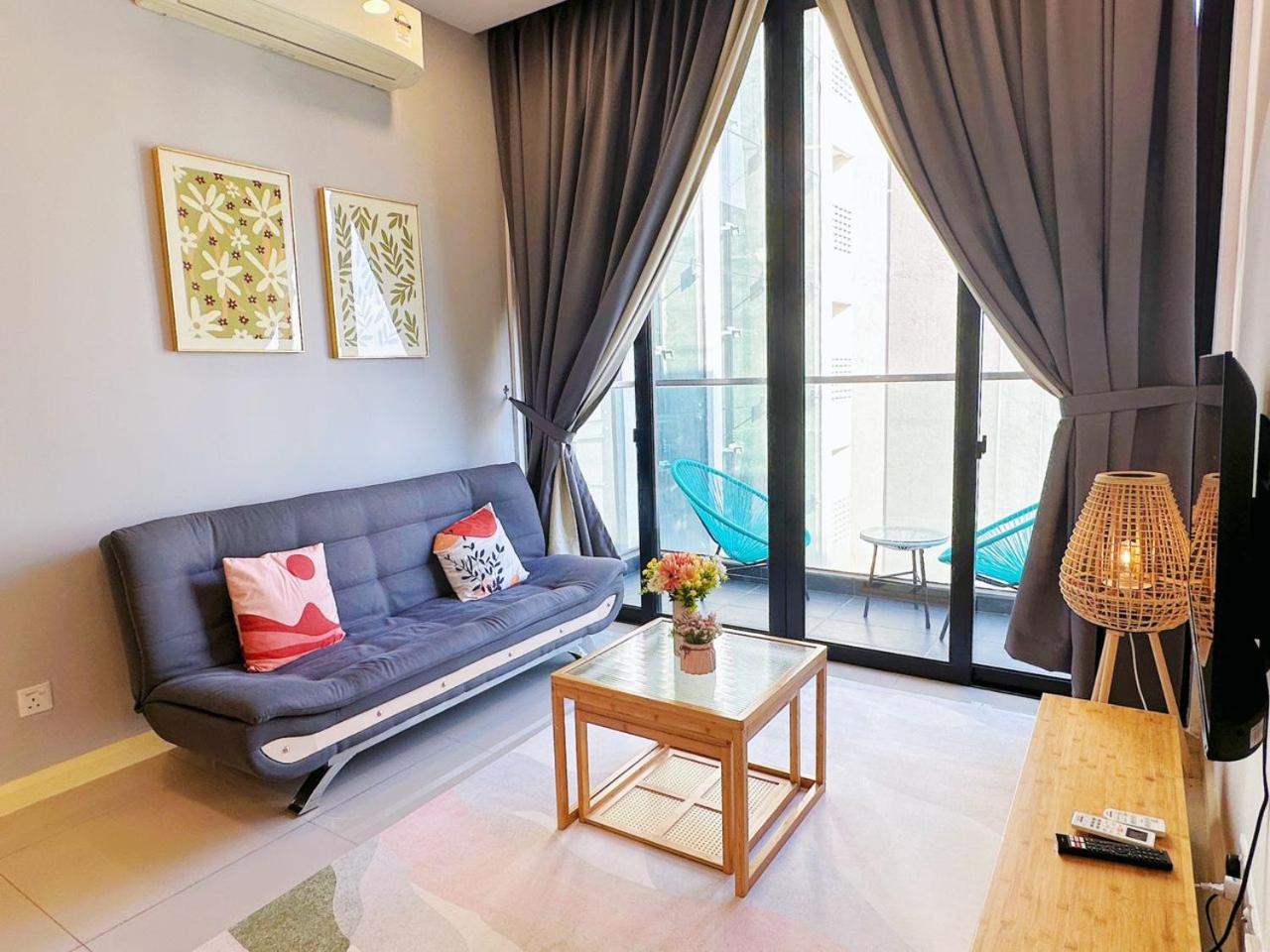 Legoland D'PRISTINE Apartment By TGP photo 8