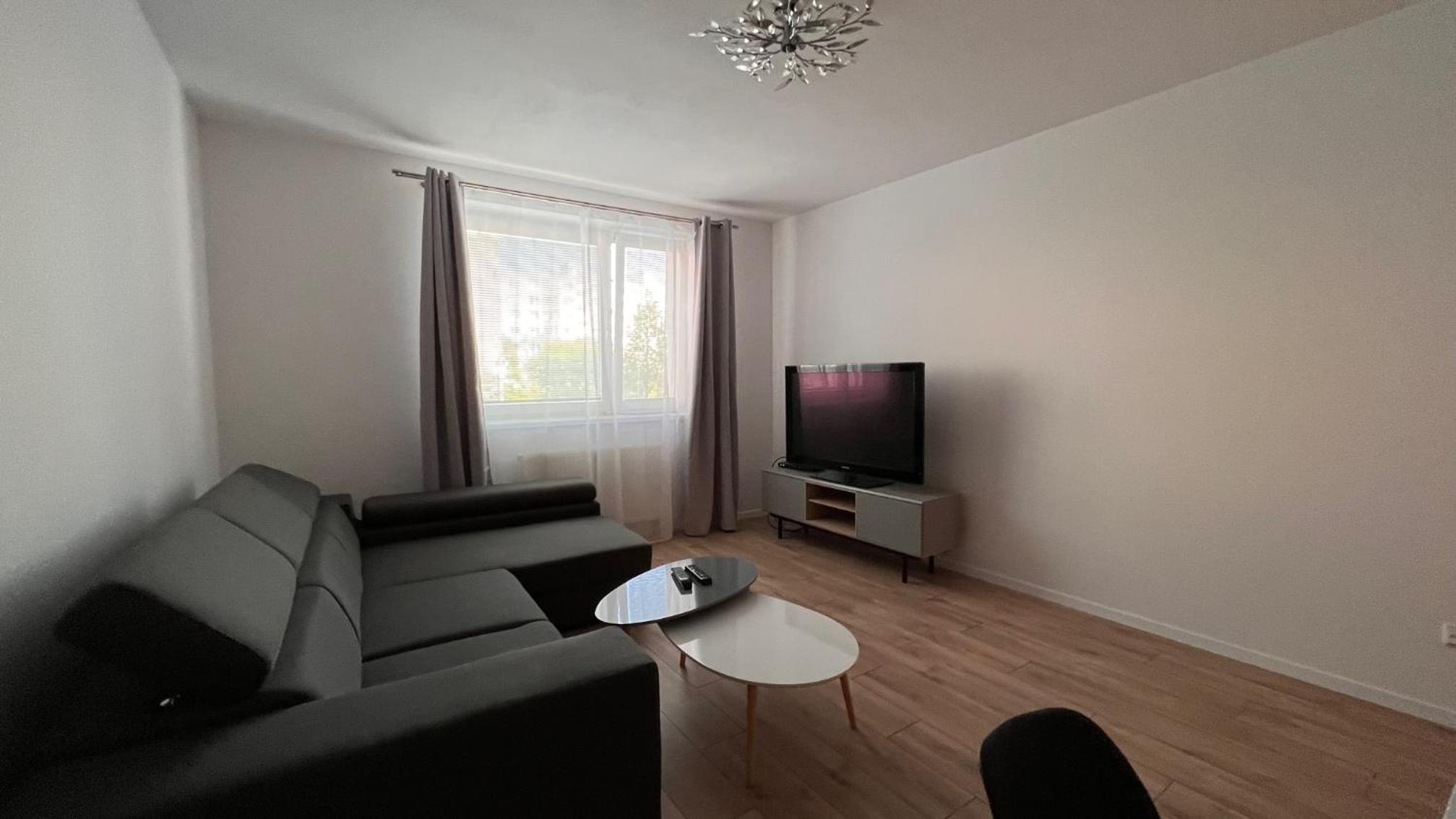 2 room apartment, near OC Galeria, Petržalka view 3