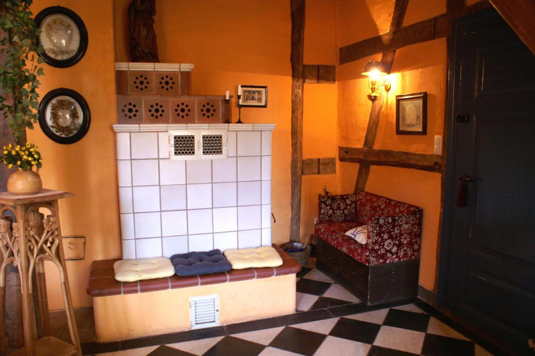 DEB 044 historisches Bauernhaus mit Sauna u Whirlpool