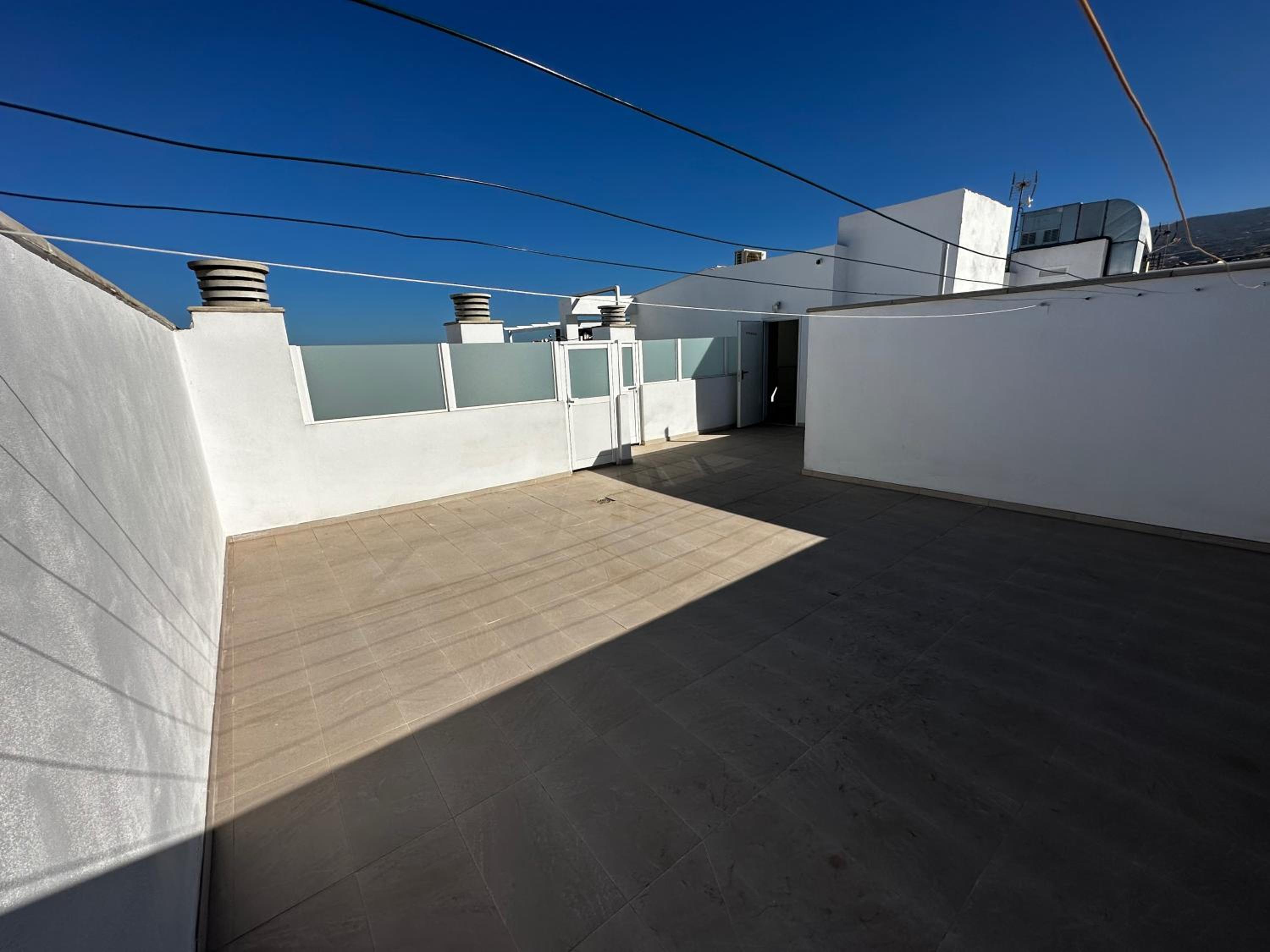 Magnificent and New apartment in Playa San Juan