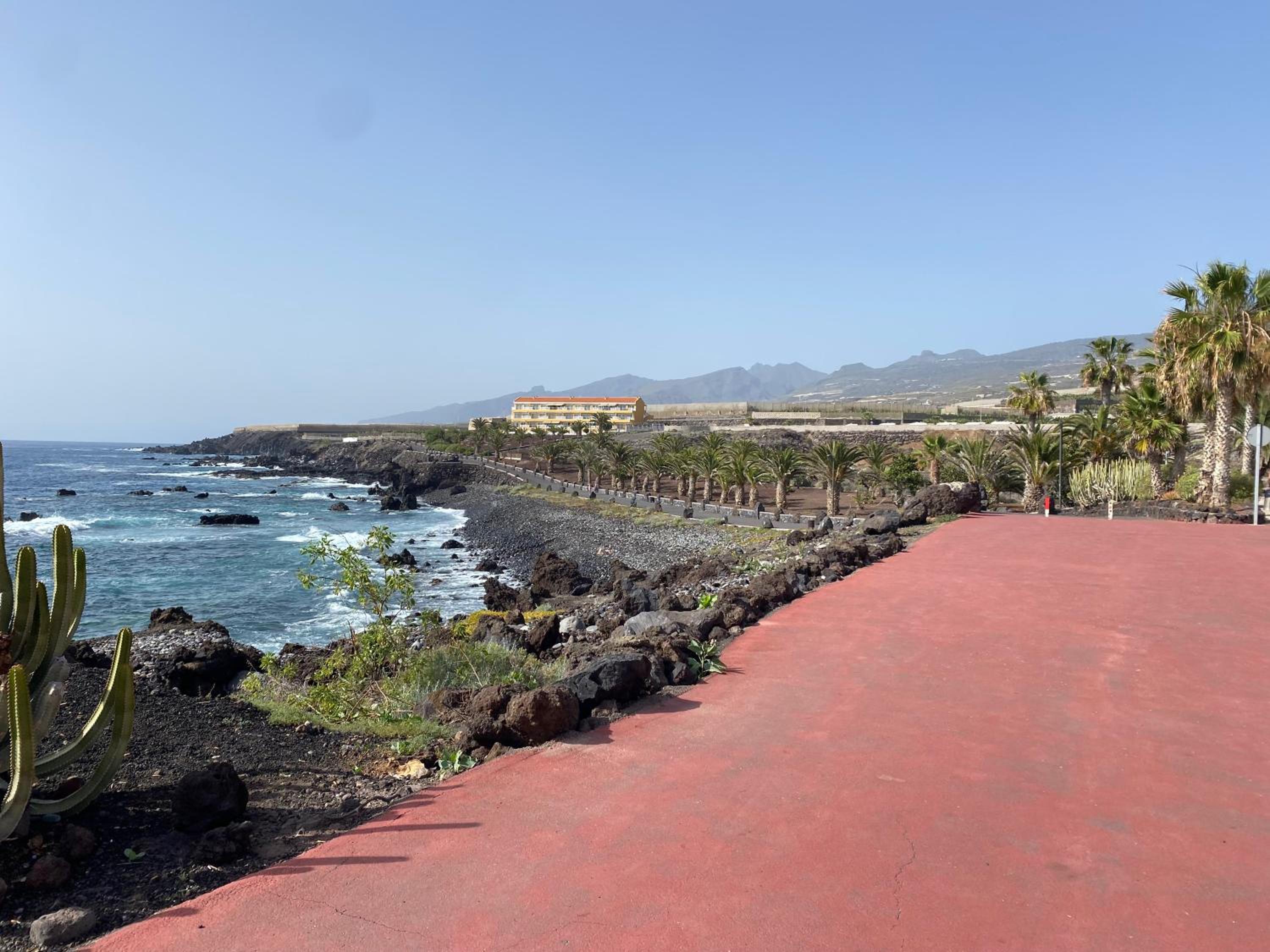 Magnificent and New apartment in Playa San Juan