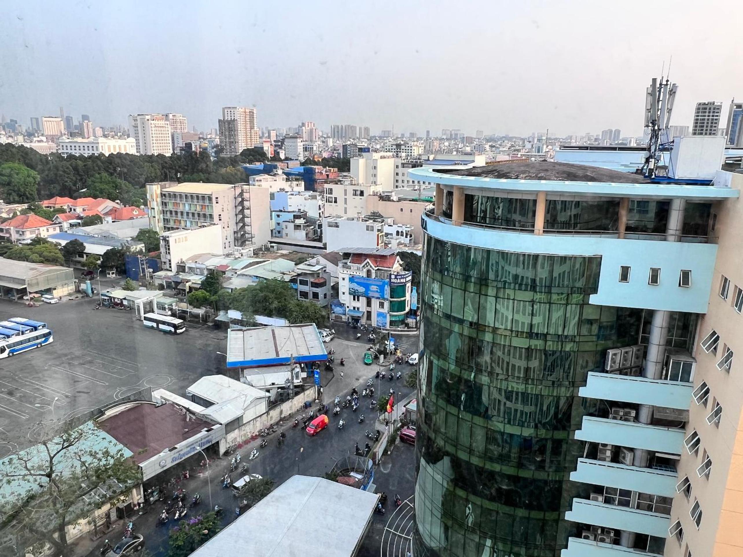 Apartment Sky Center Tháp A Gần Sân Bay Tân Sơn Nhất