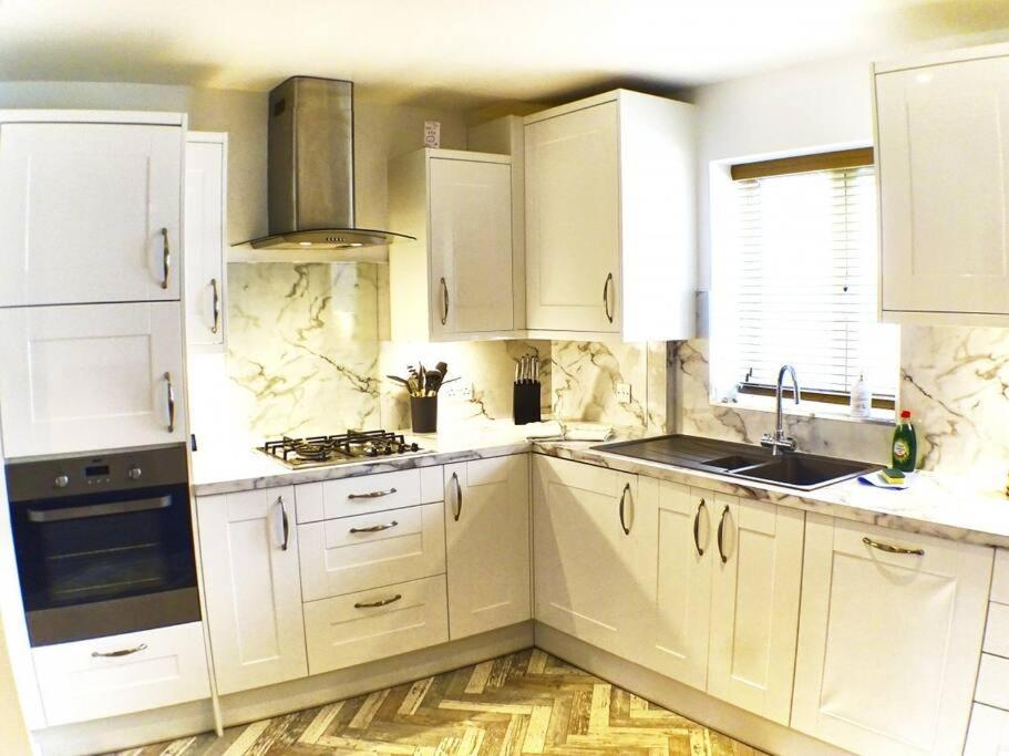 Pete's Place - 97a Grantley Gardens - Plymouth Devon view 4