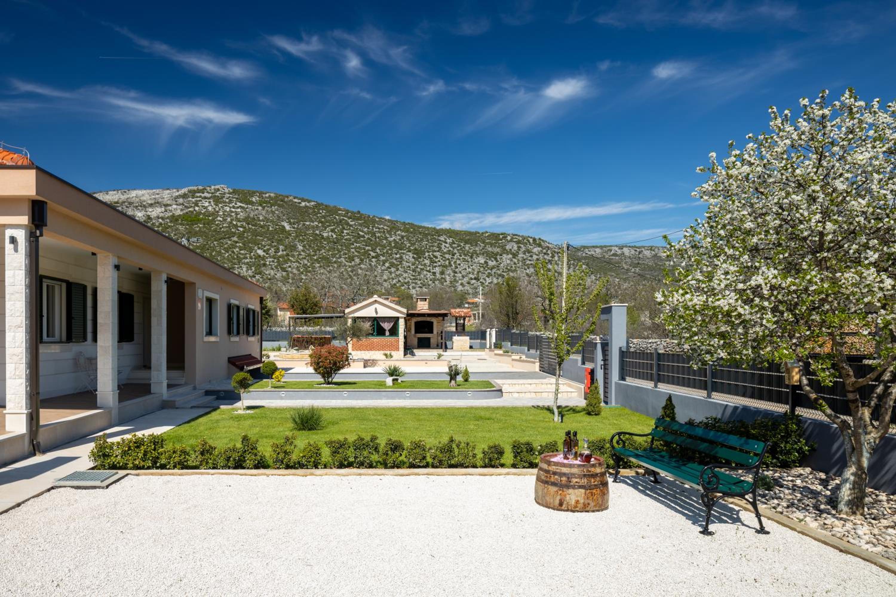 Villa Big Garden
