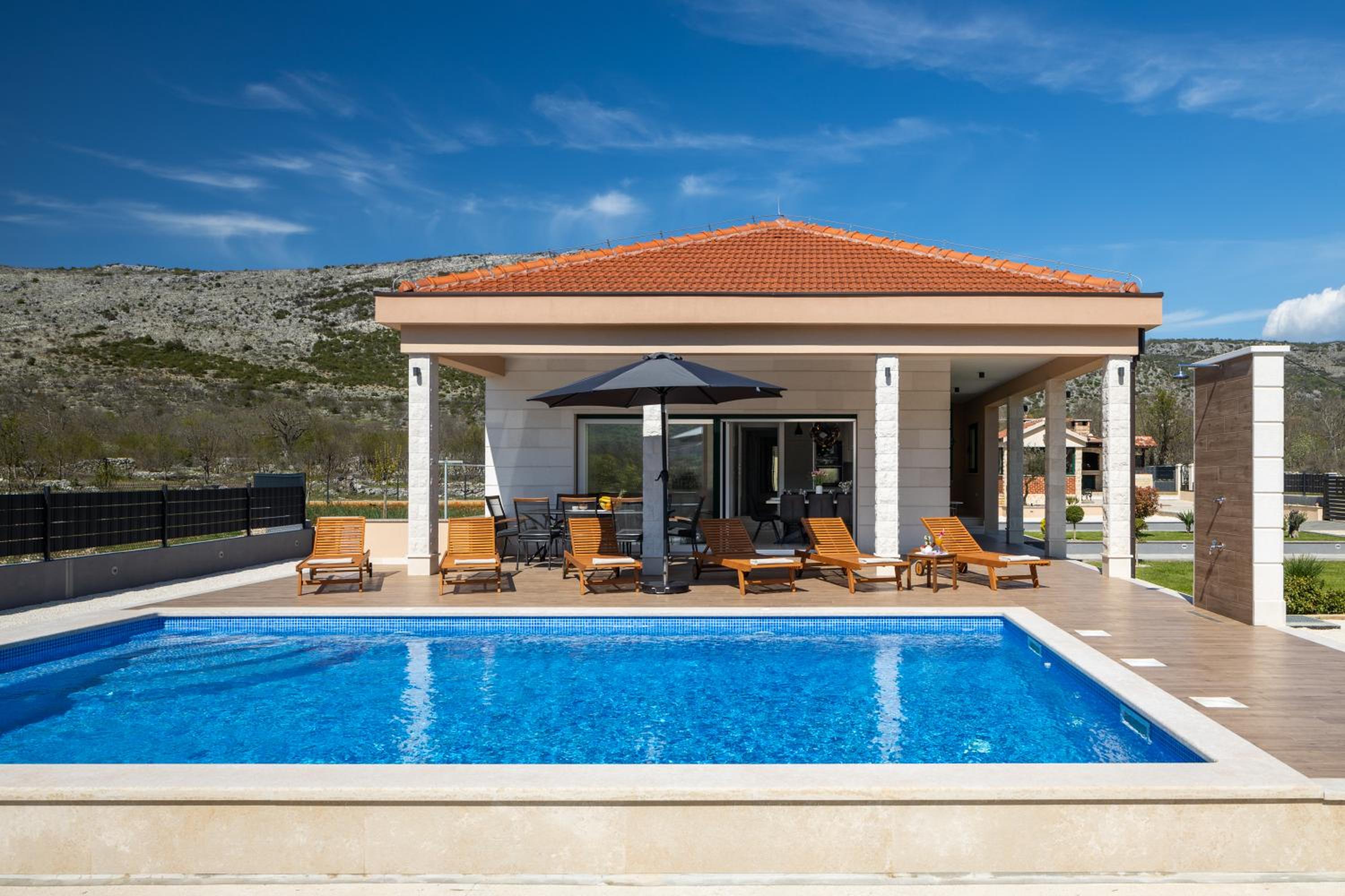 Villa Big Garden