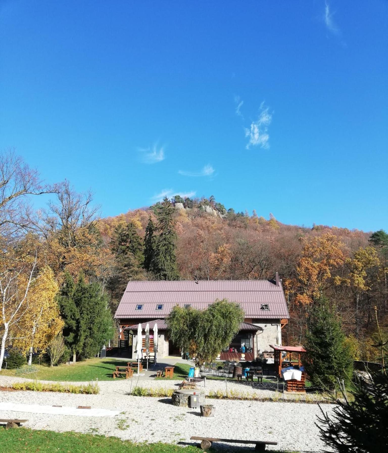 Pod Břesteckou skalou