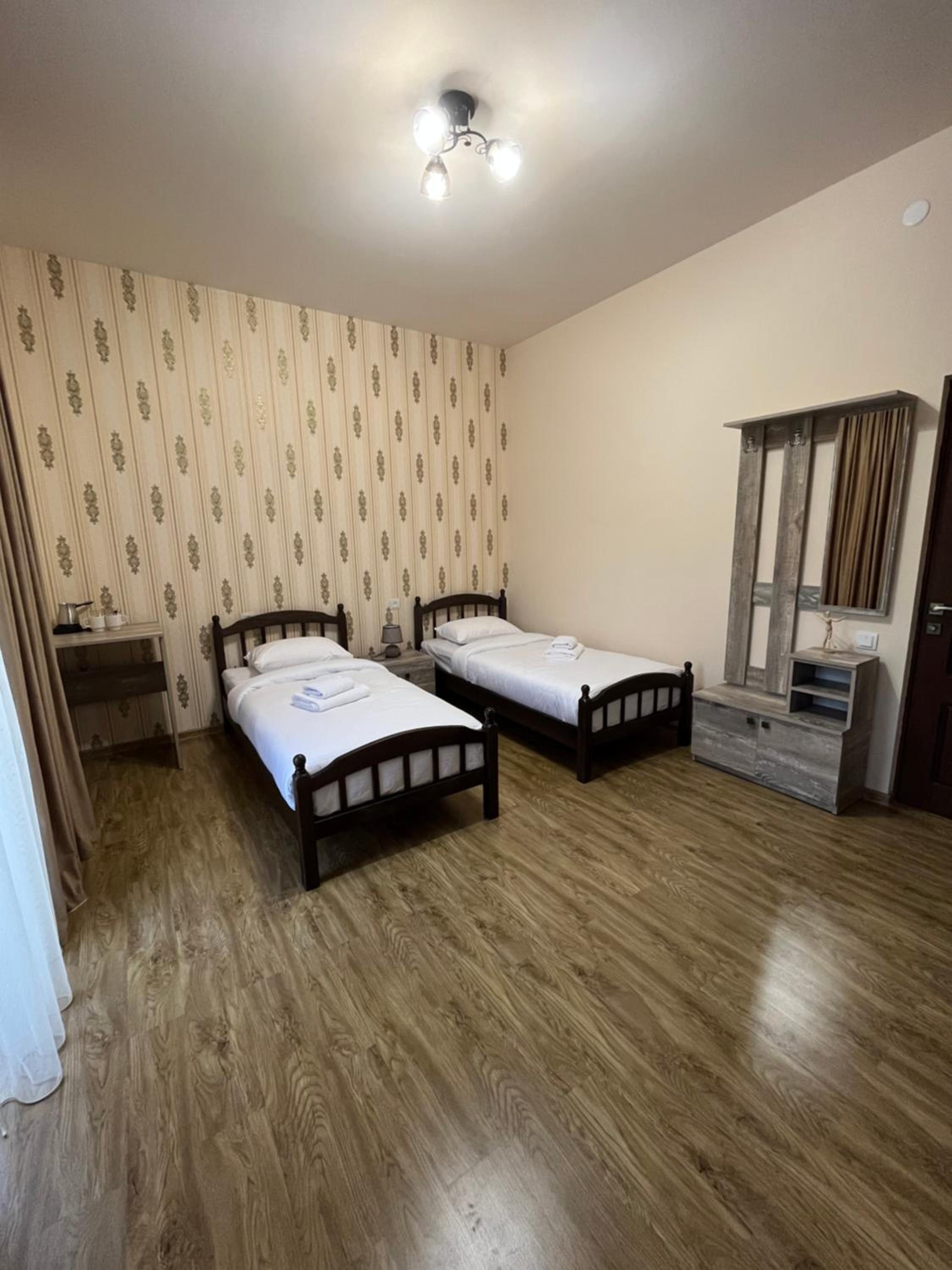 NAREMA FAMILY HOTEL MEGHRI