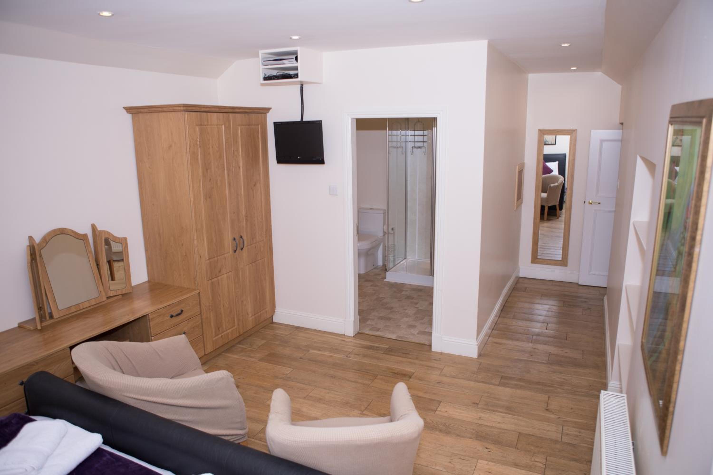 Auchendennan Farm Self Catering Cottages