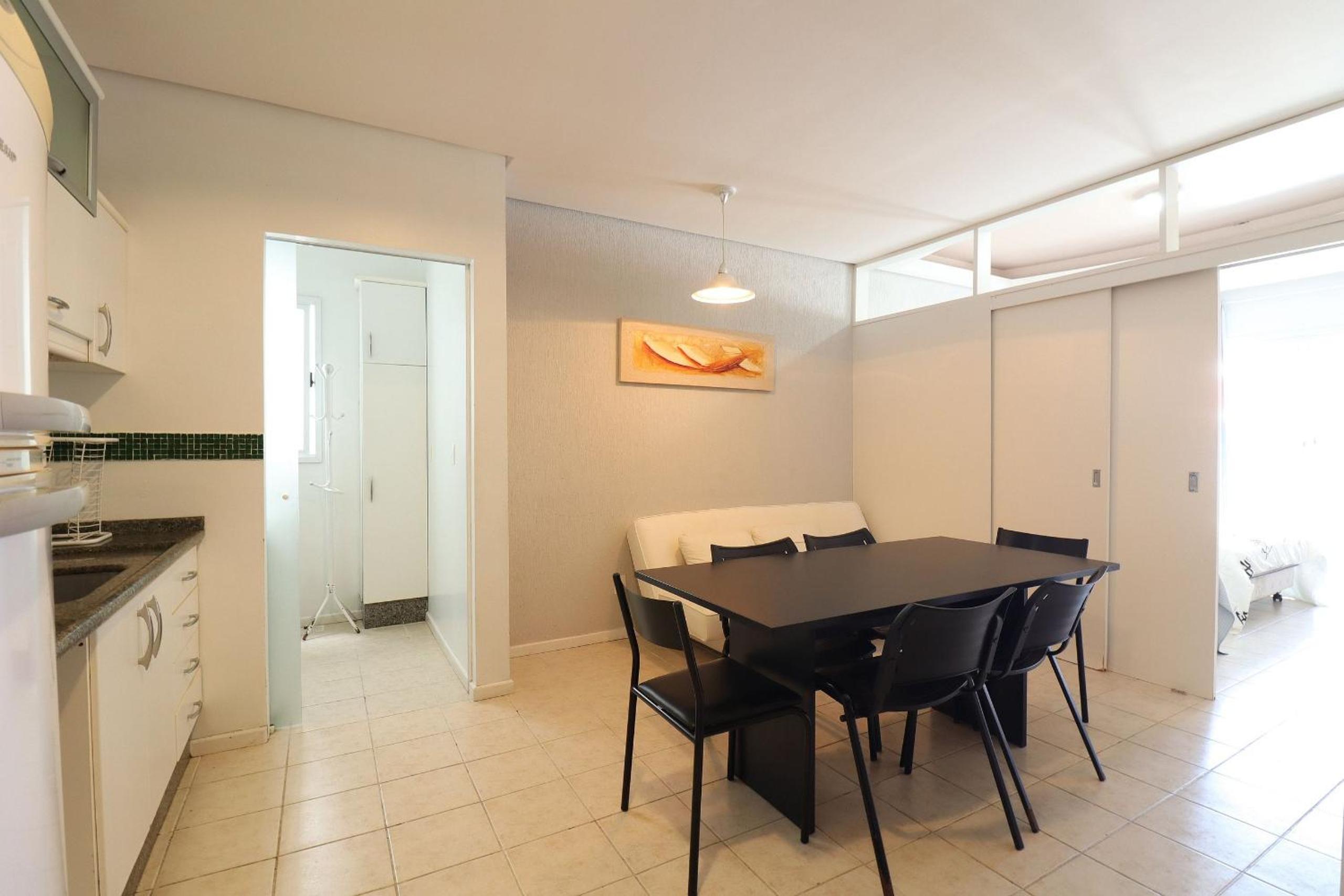 Apartment with bathtub for a relaxing bath - HB67F view 2