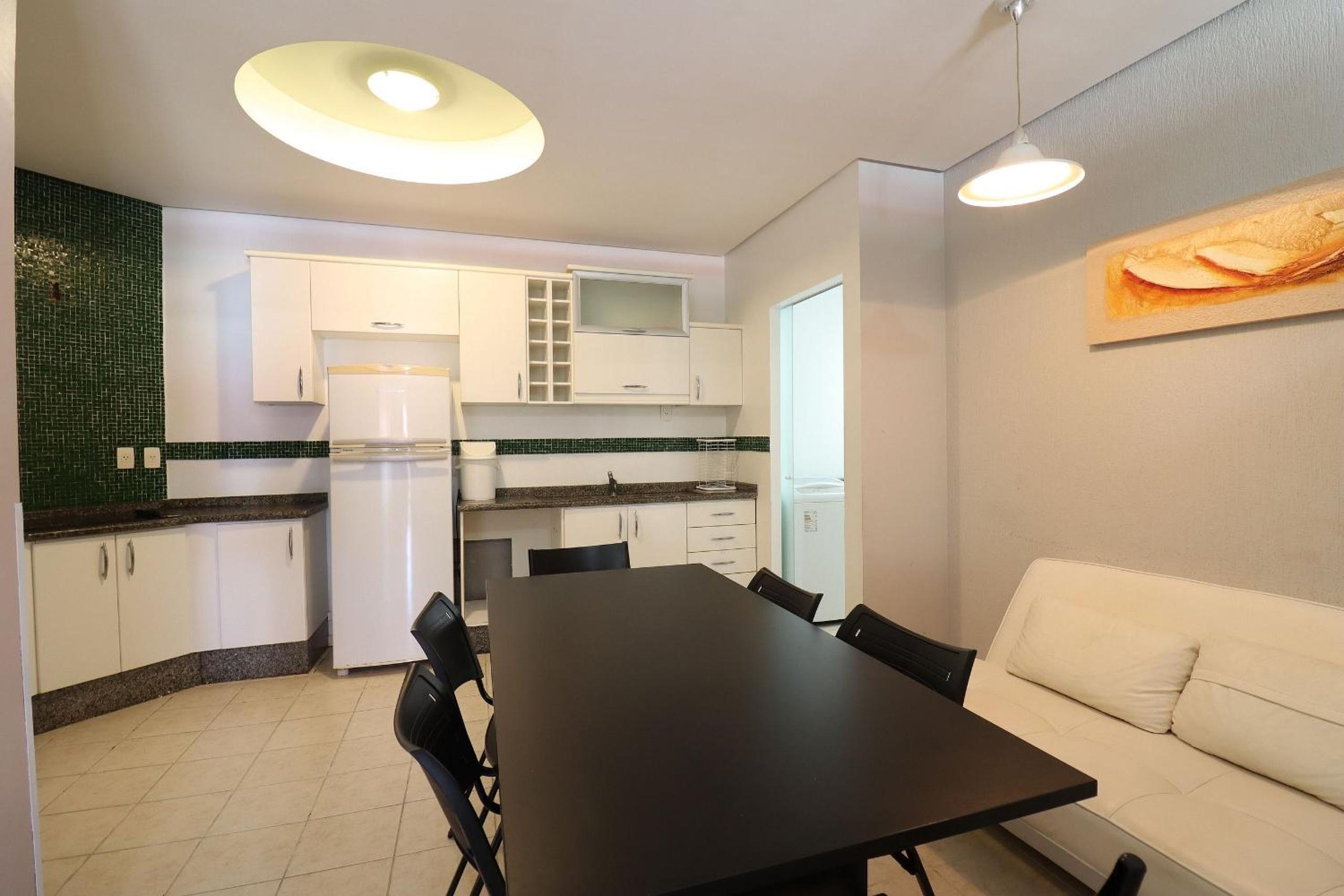 Apartment with bathtub for a relaxing bath - HB67F view 5