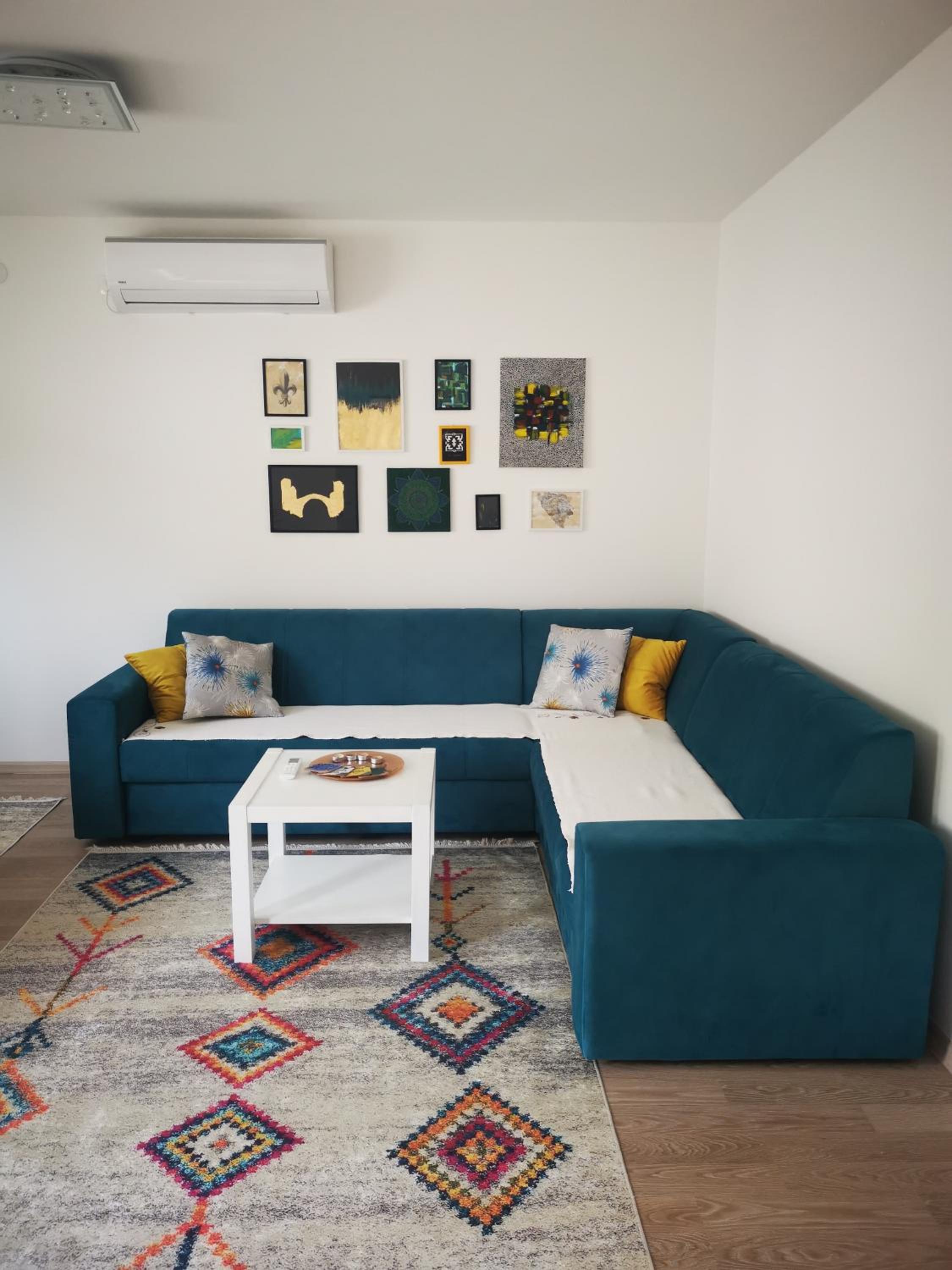 Apartman and rooms Dream House