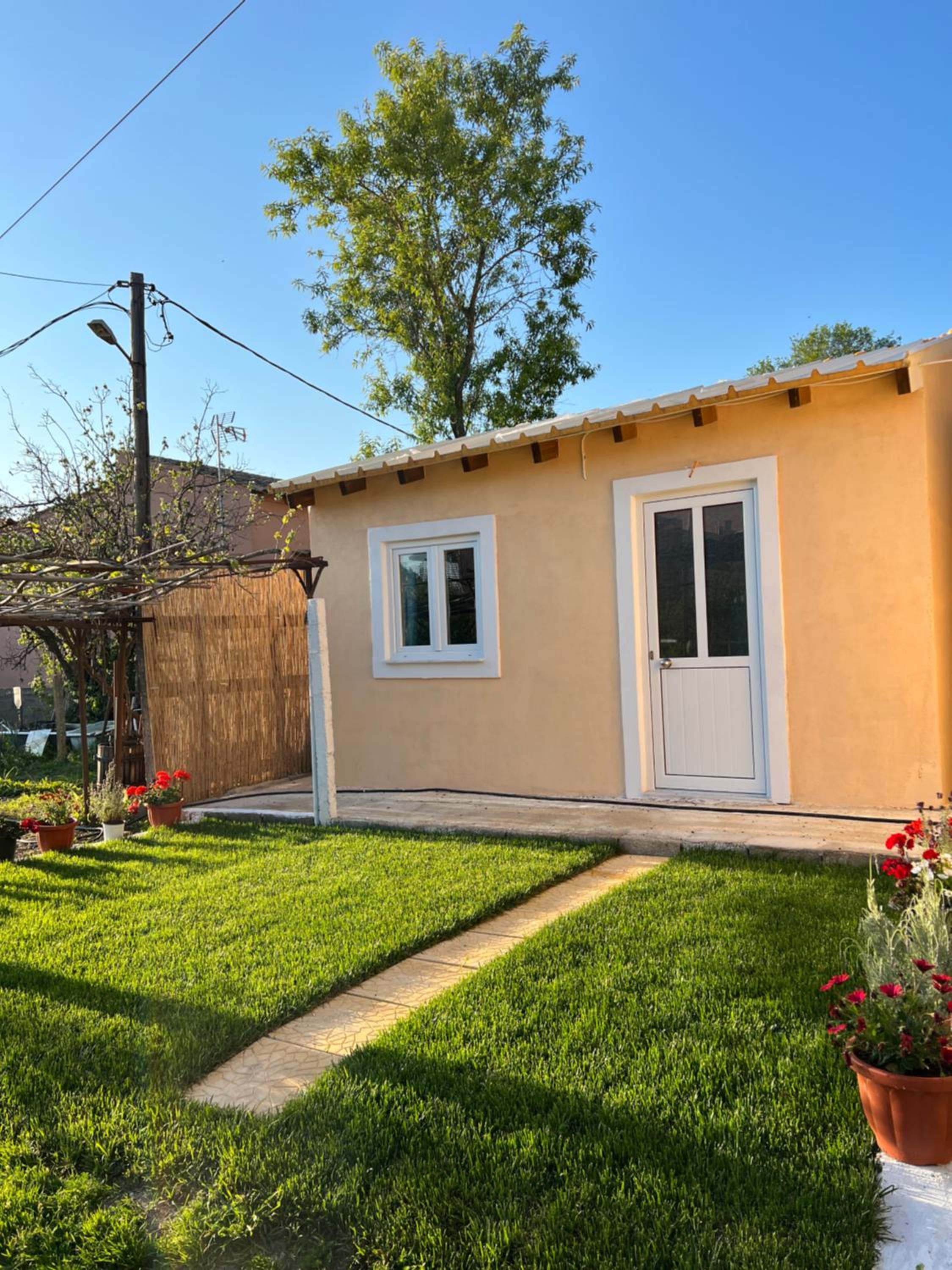 Vasiliki Little House