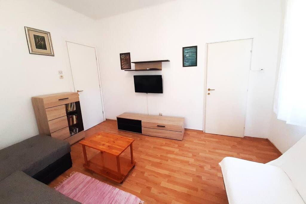 Apartman M&I photo 3