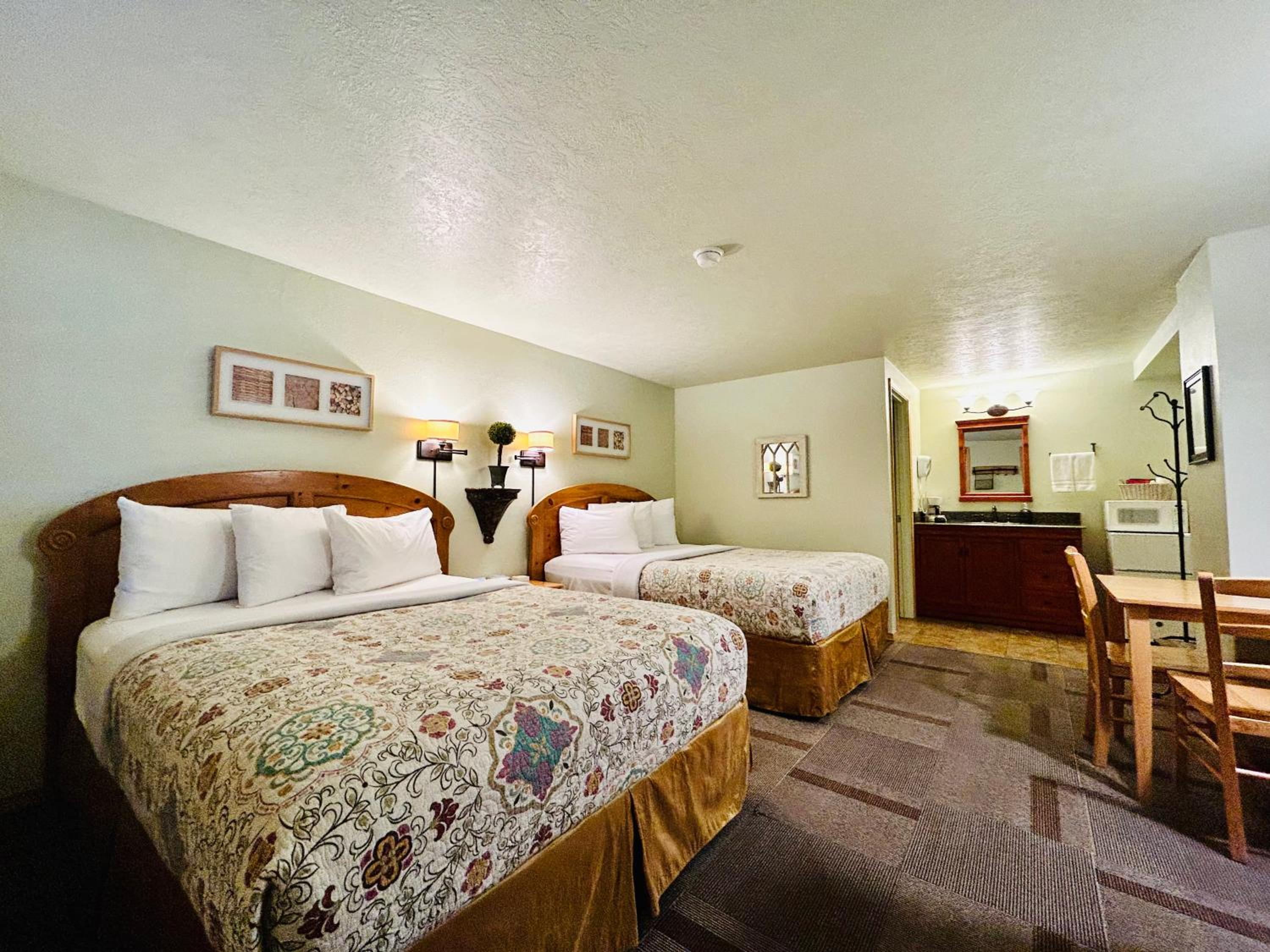 Mt Gardner Inn