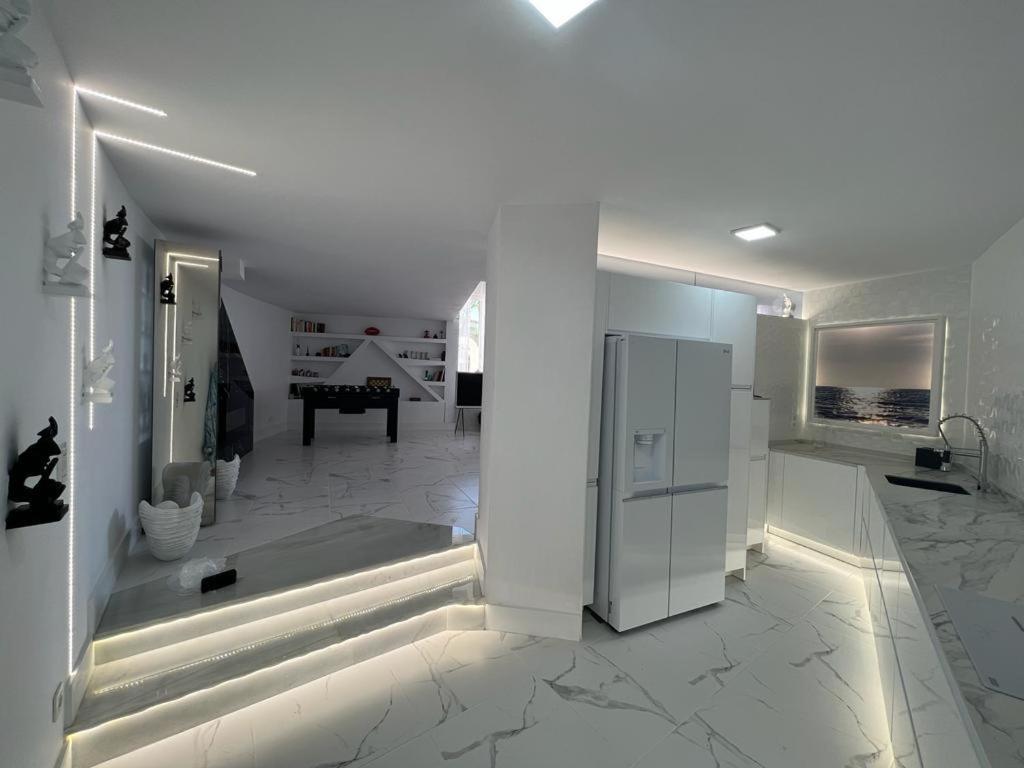 ESPECTACULAR Hogar en la playa MARBELLA