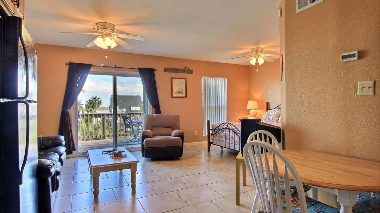 Bay Tree D4 view 4