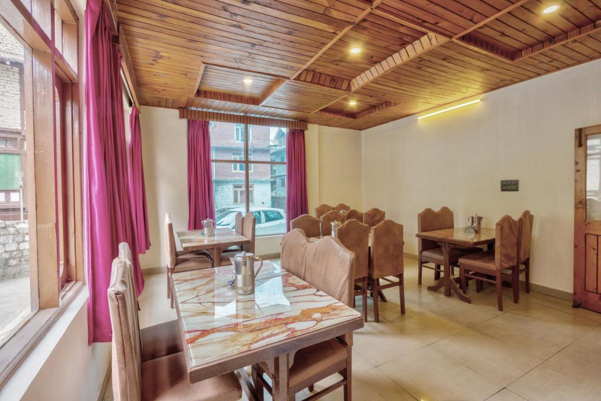 restaurant
