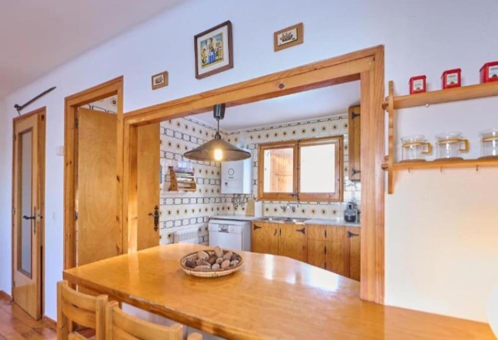 Casa l'Avet. El Vilar d'Urtx view 5