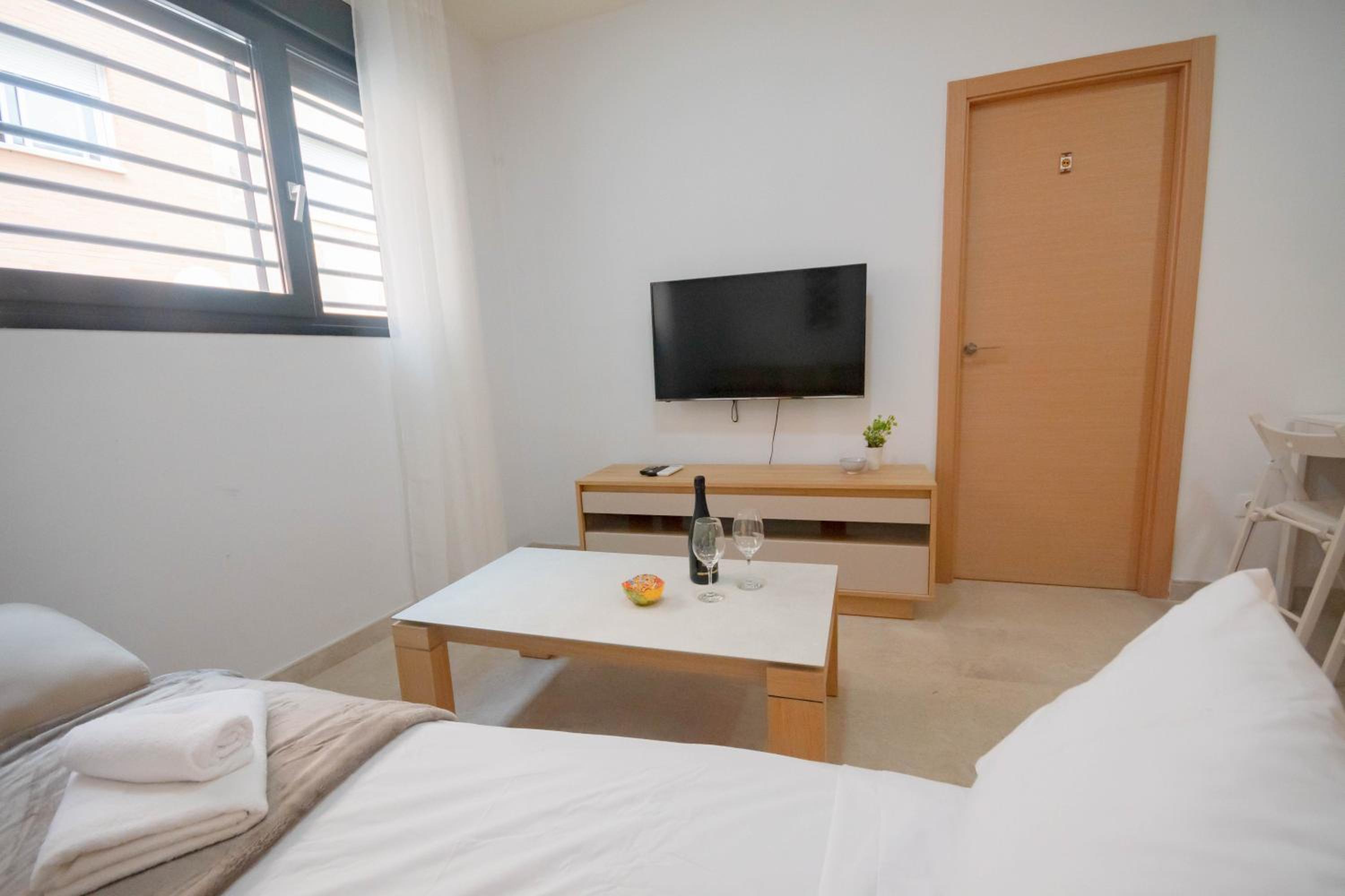 For Your Rentals Bonito Apartamento TEMPORAL cerca Bernabeu MJU14B
