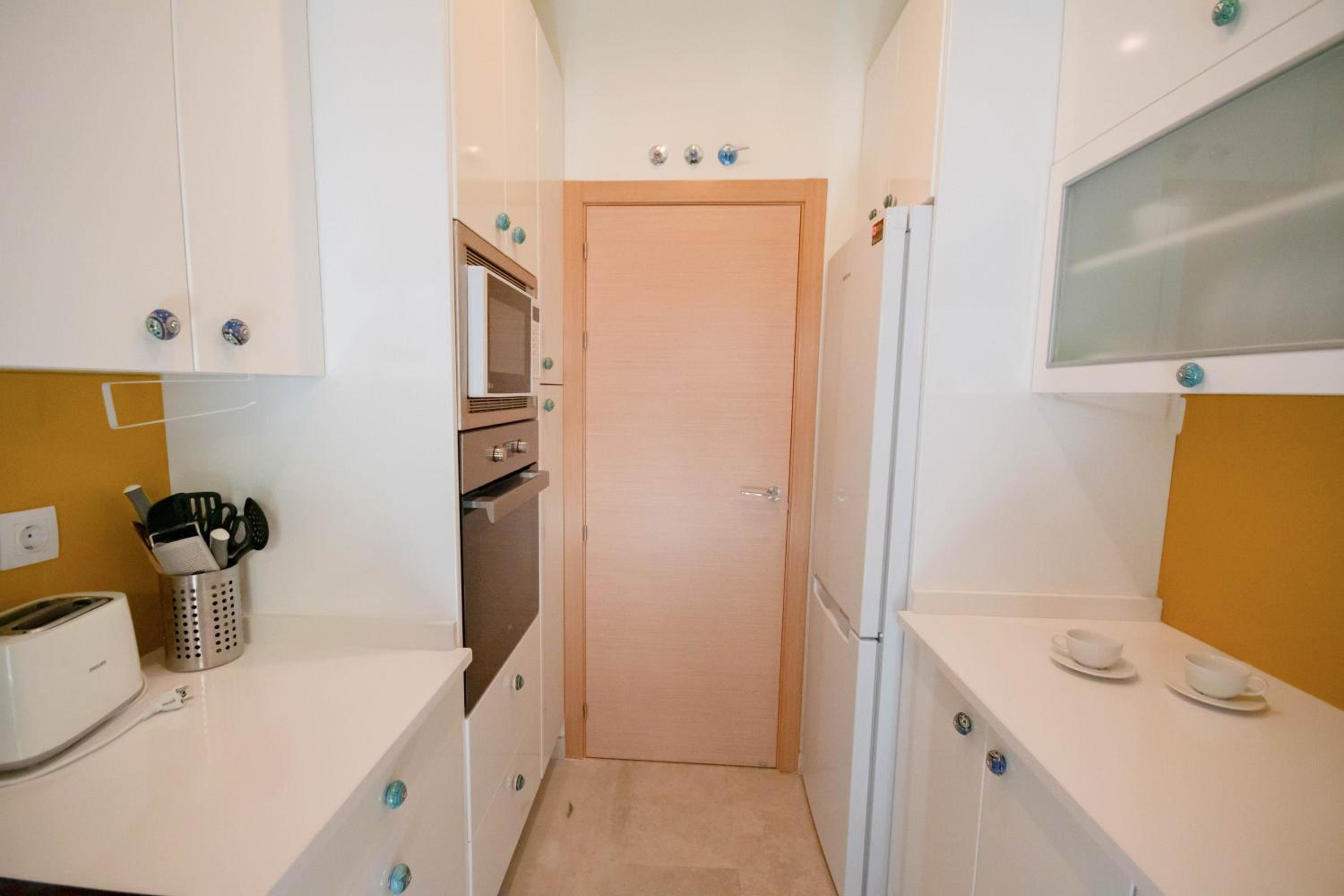 For Your Rentals Bonito Apartamento TEMPORAL cerca Bernabeu MJU14B