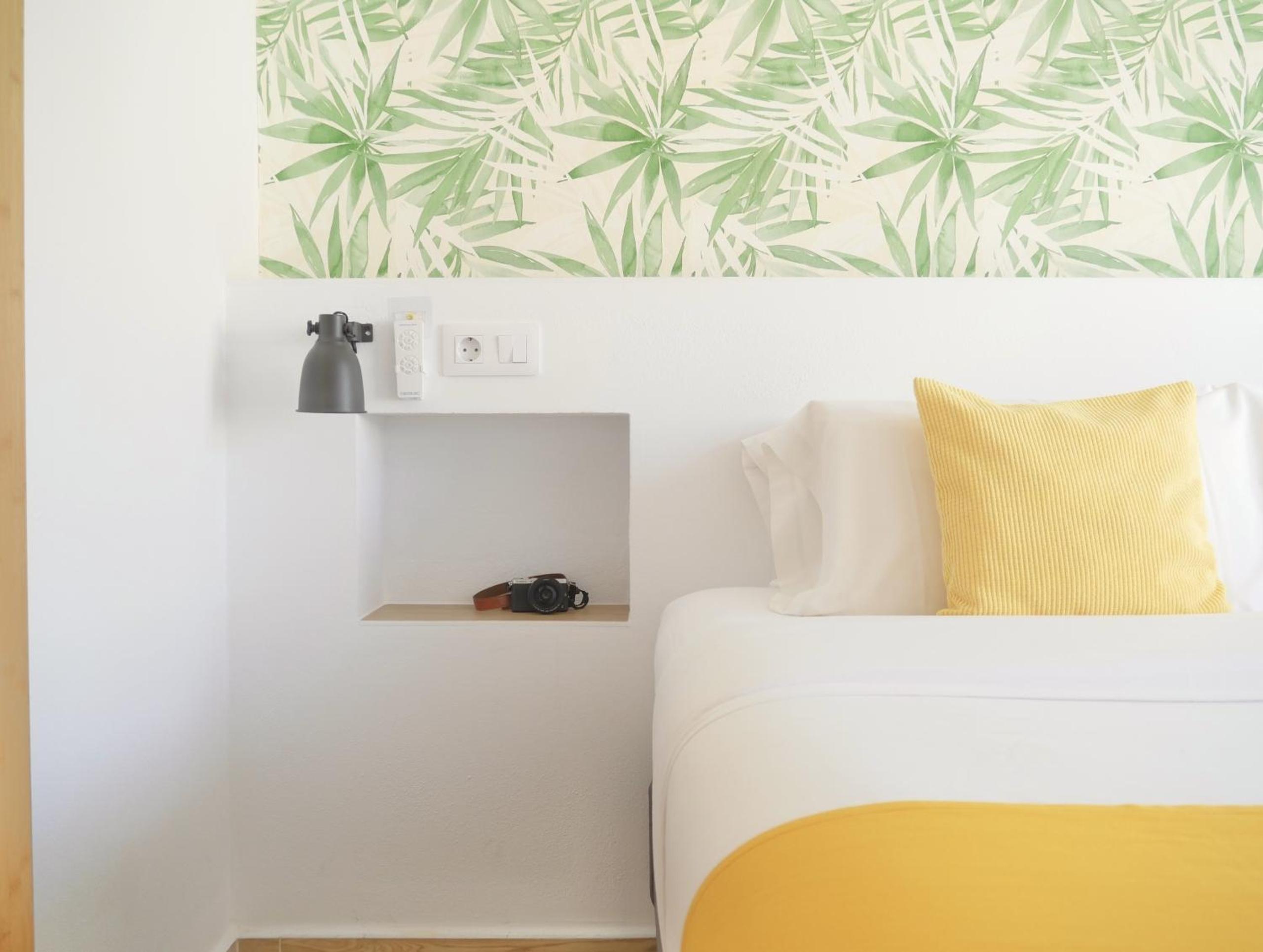 Nanit Rooms Ibiza Hostal